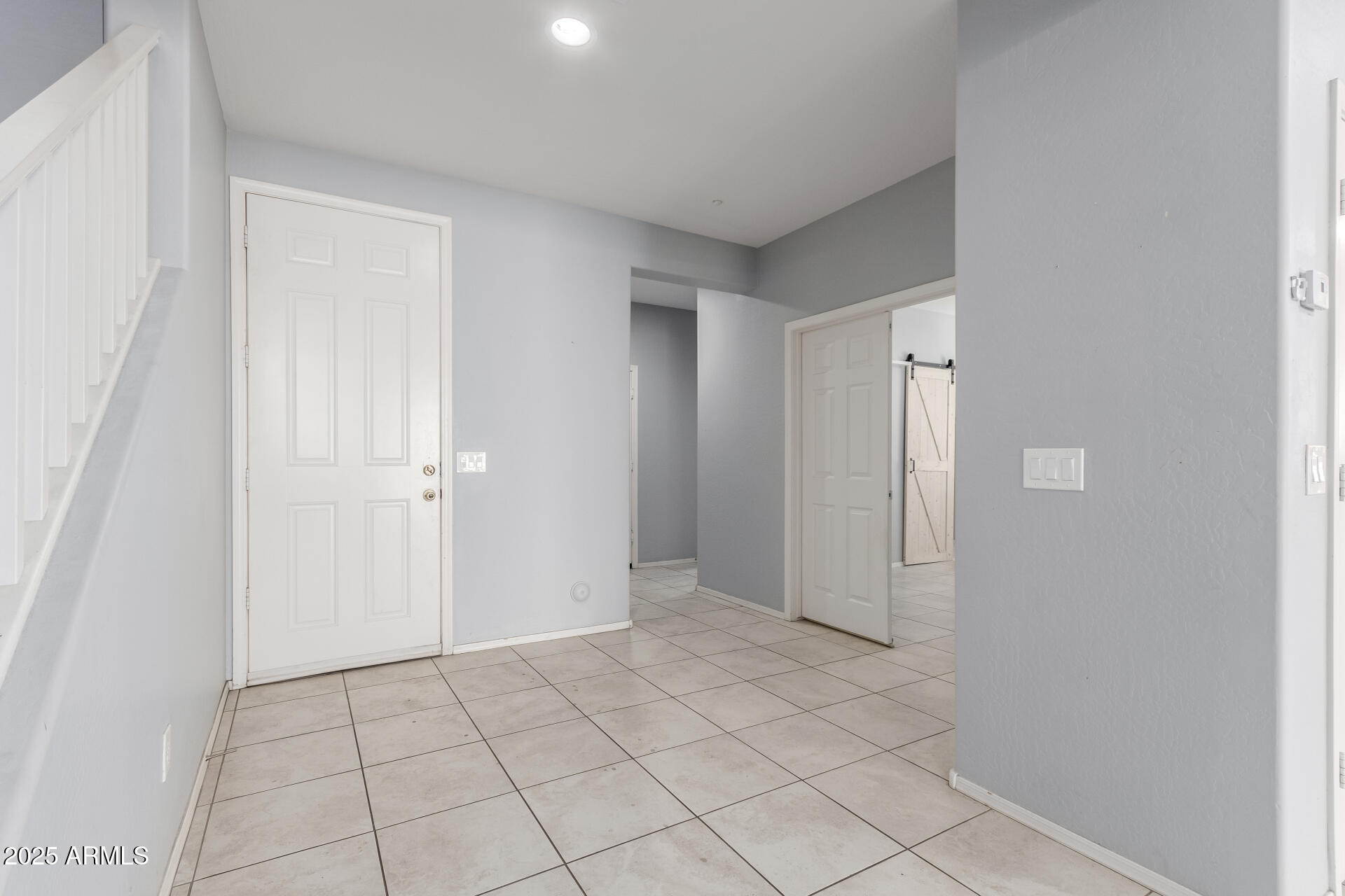 10204 W LAWRENCE Lane