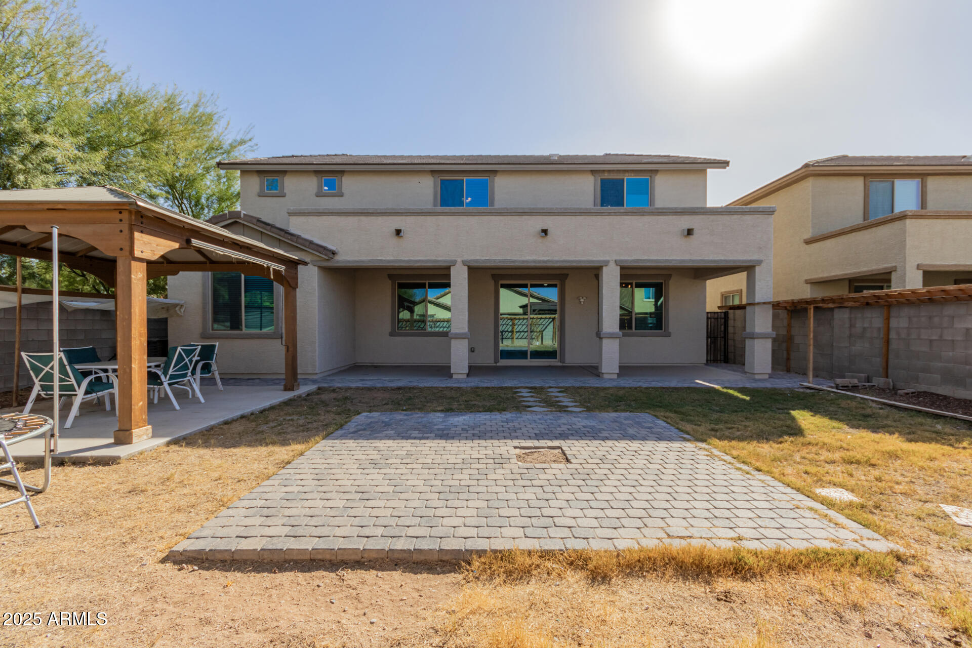 10204 W LAWRENCE Lane