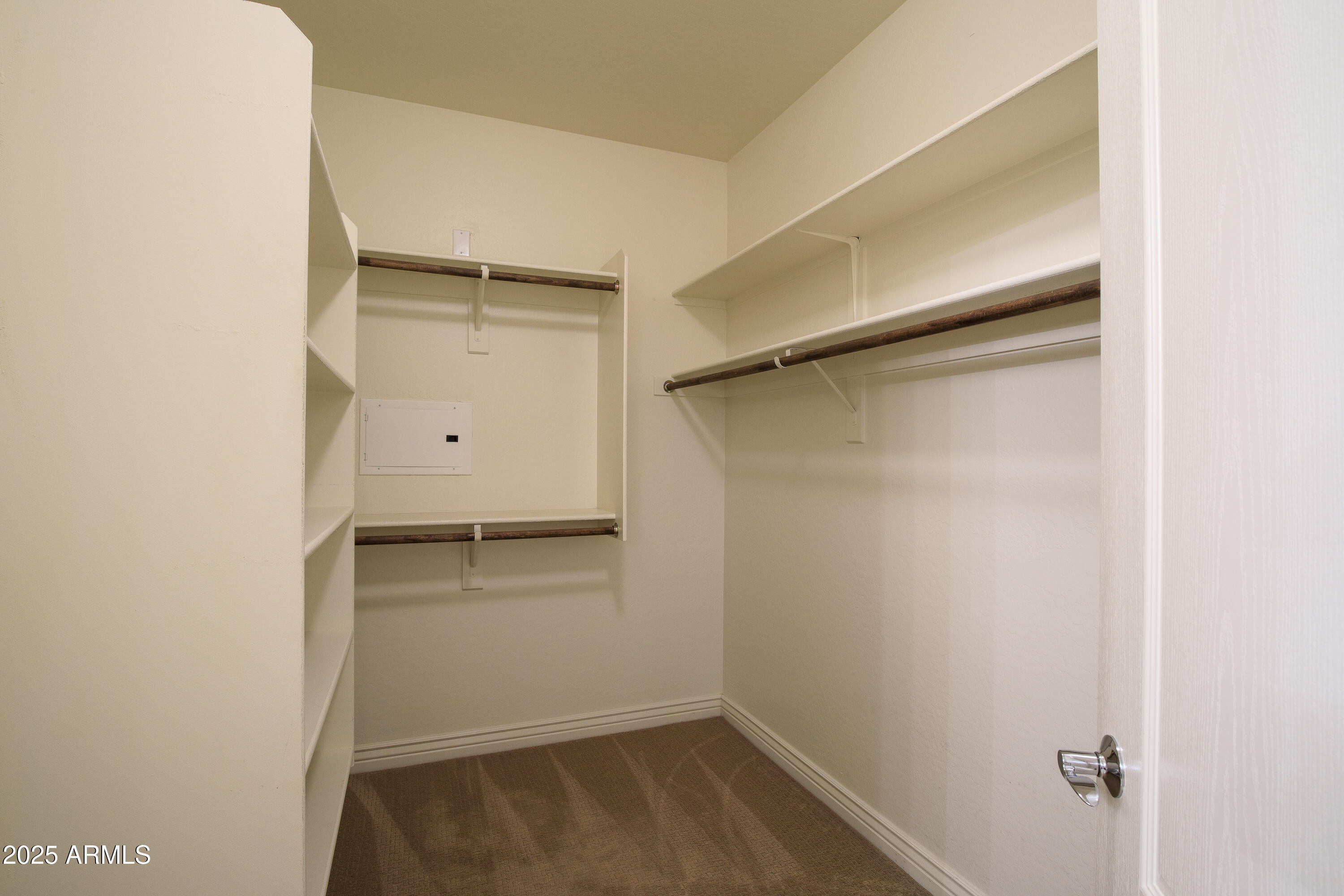 21320 N 56TH Street 1085