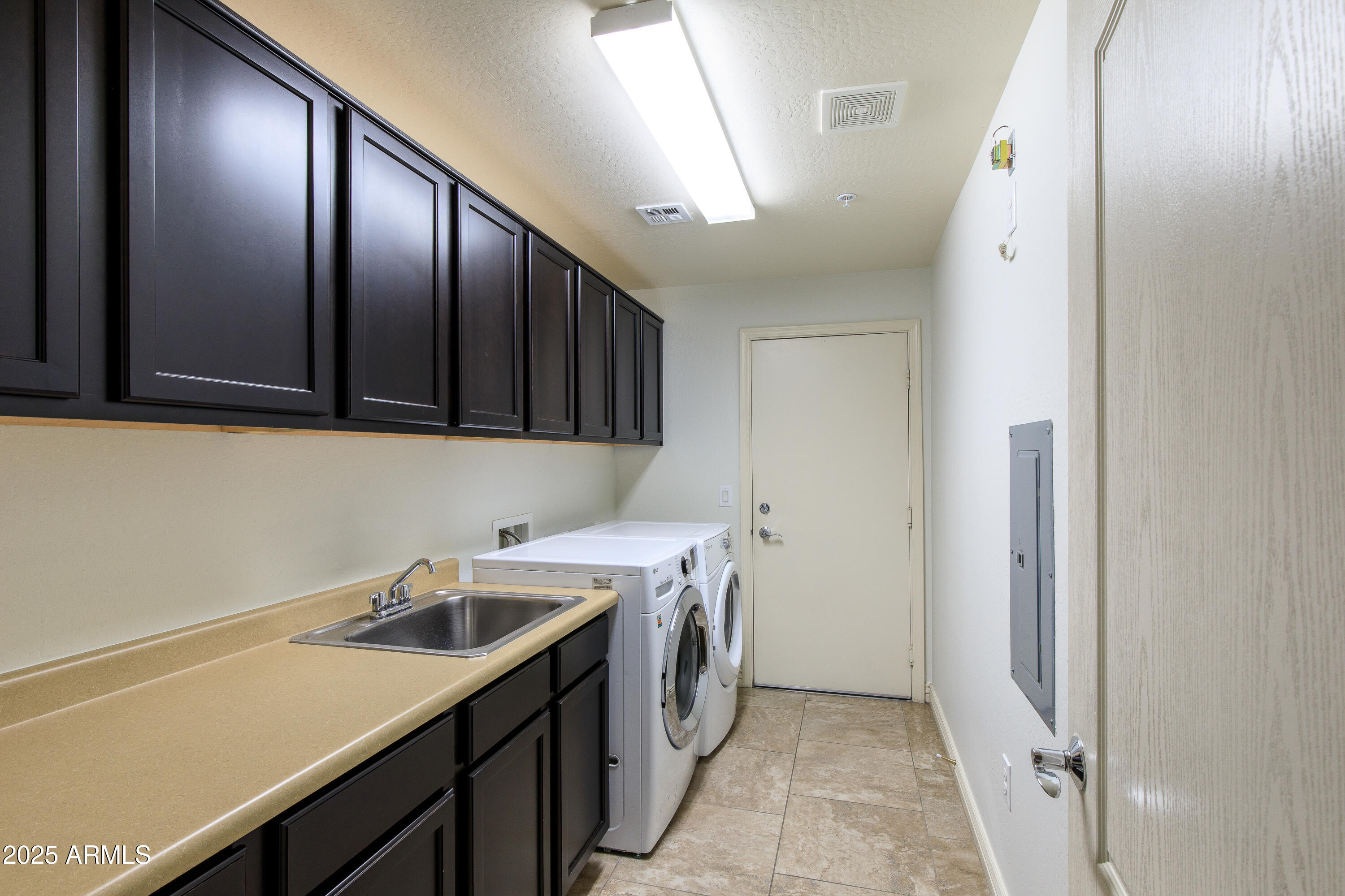 21320 N 56TH Street 1085