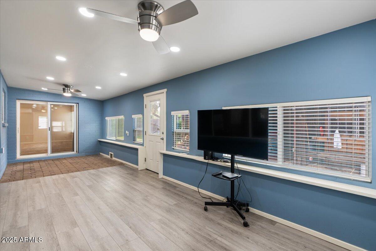 7226 E VIRGINIA Avenue