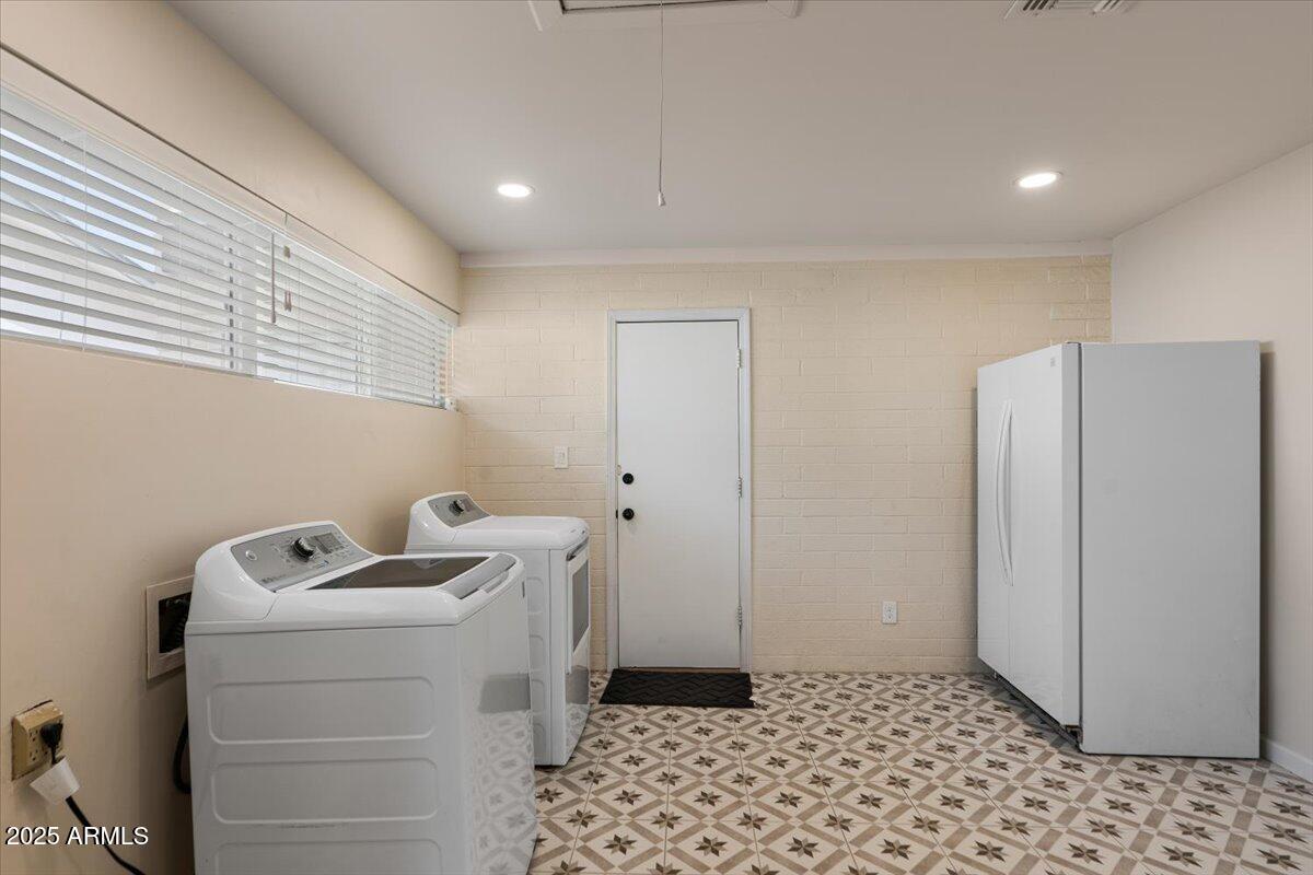 7226 E VIRGINIA Avenue