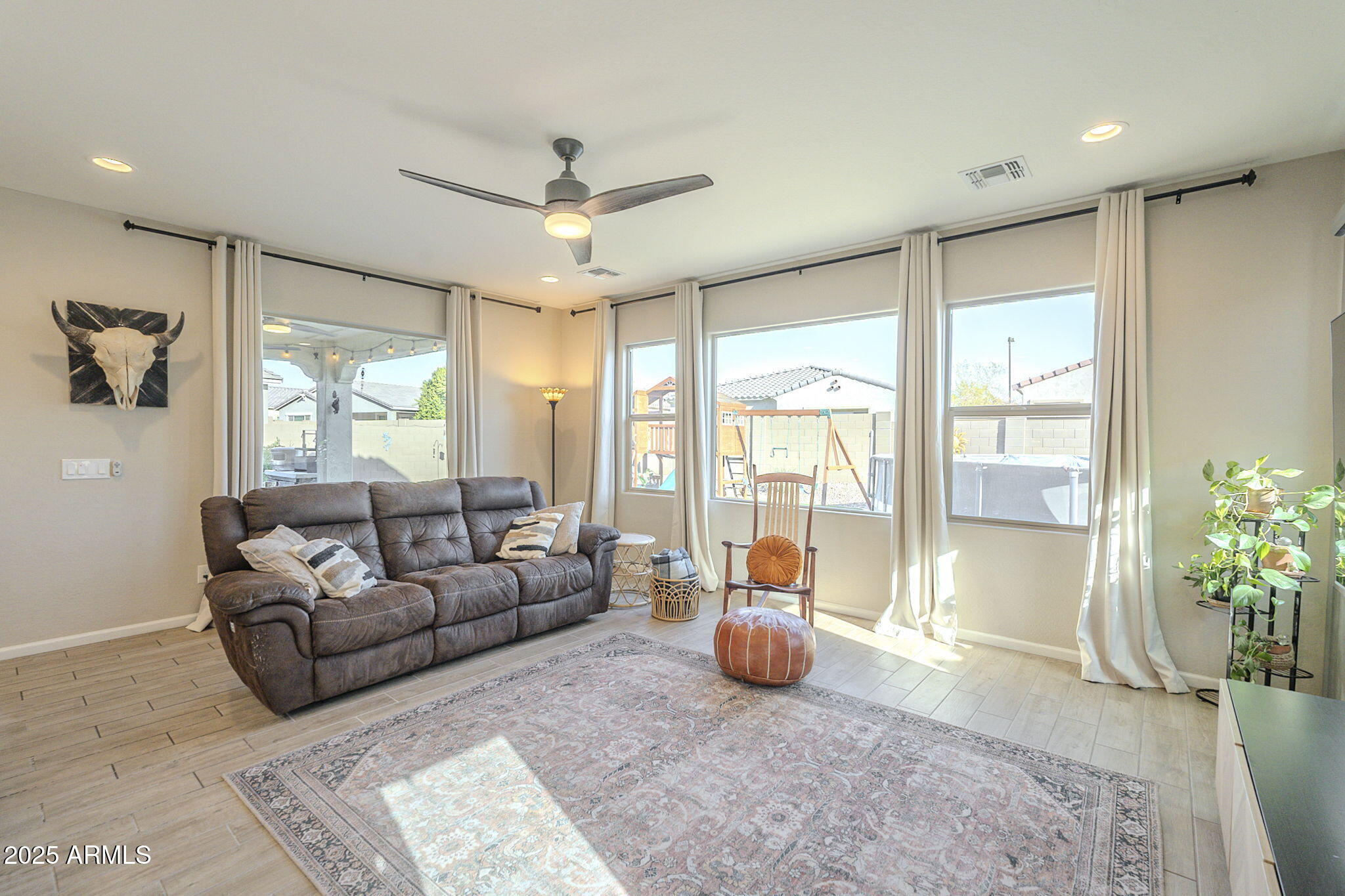 20142 W SHERMAN Street