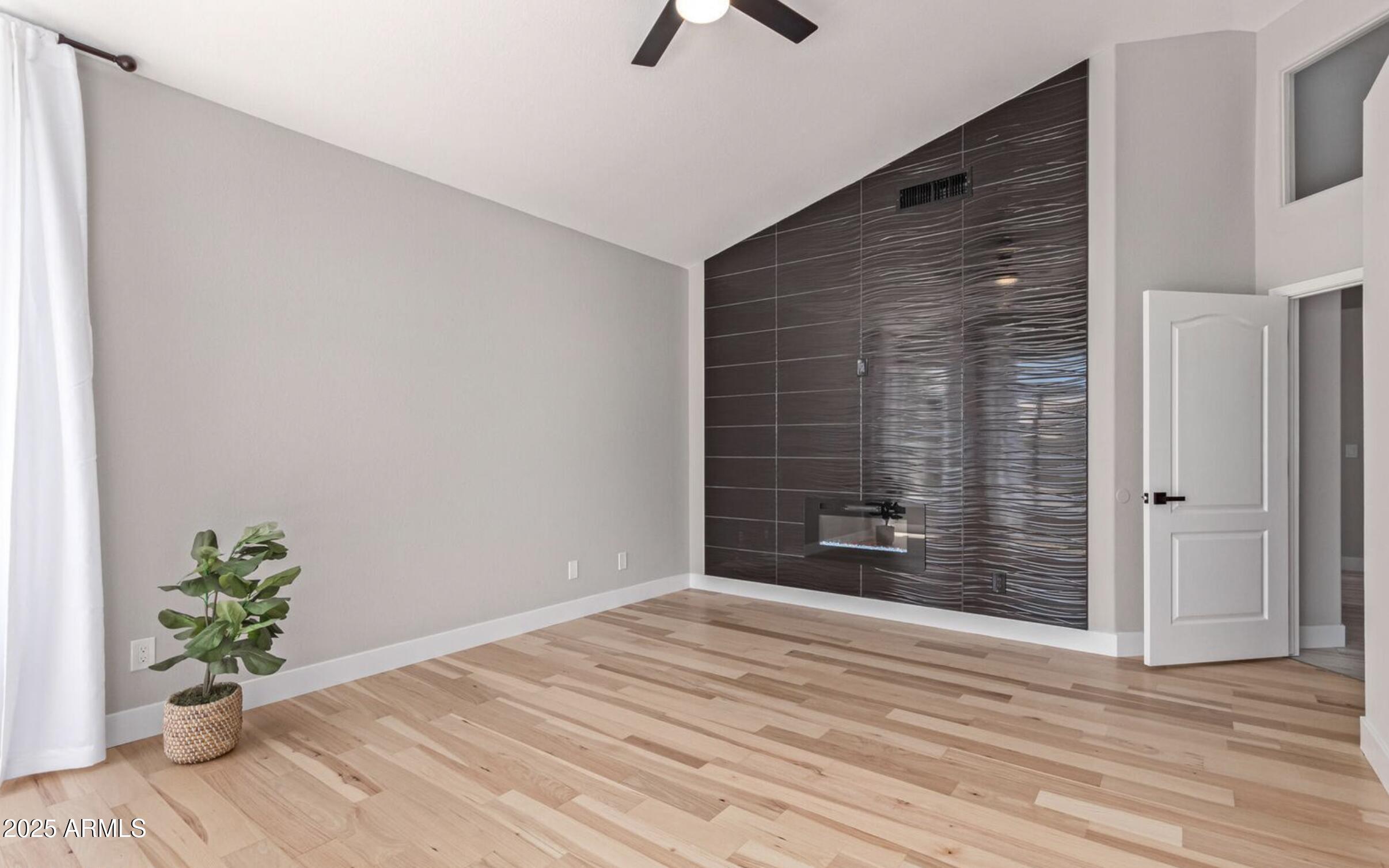 6809 W VIA MONTOYA Drive