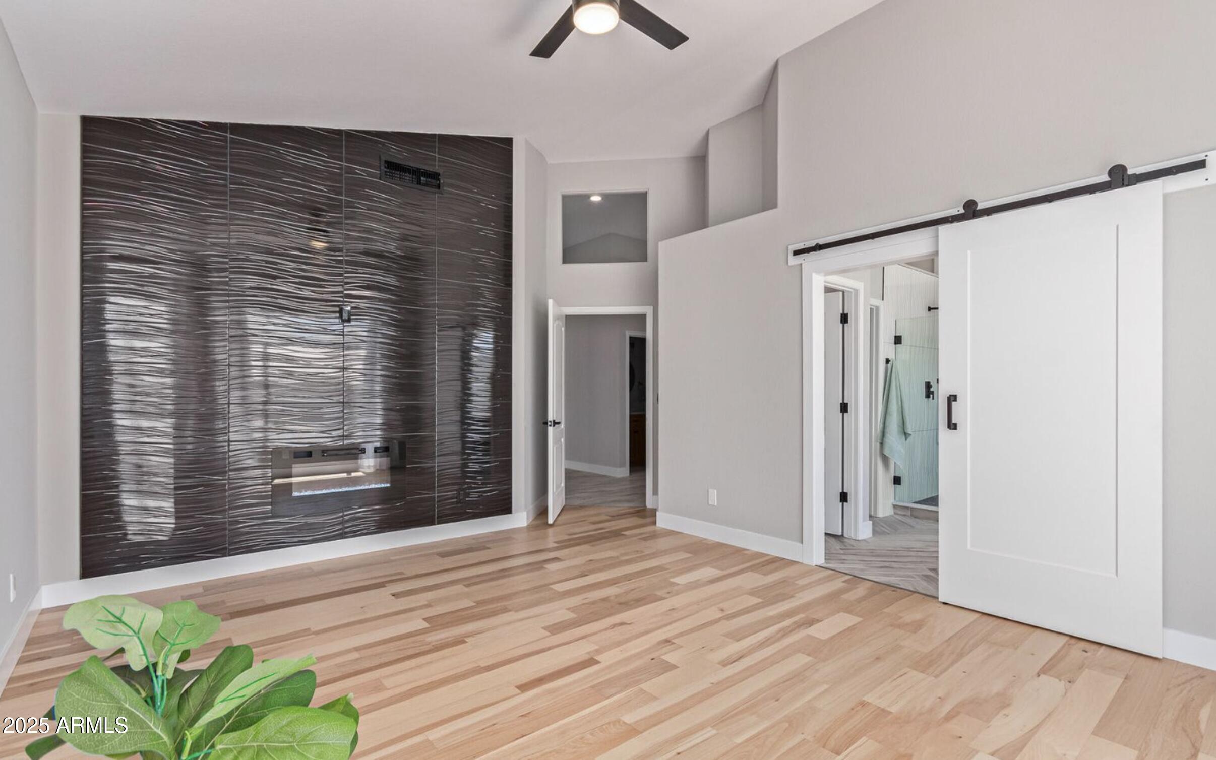 6809 W VIA MONTOYA Drive