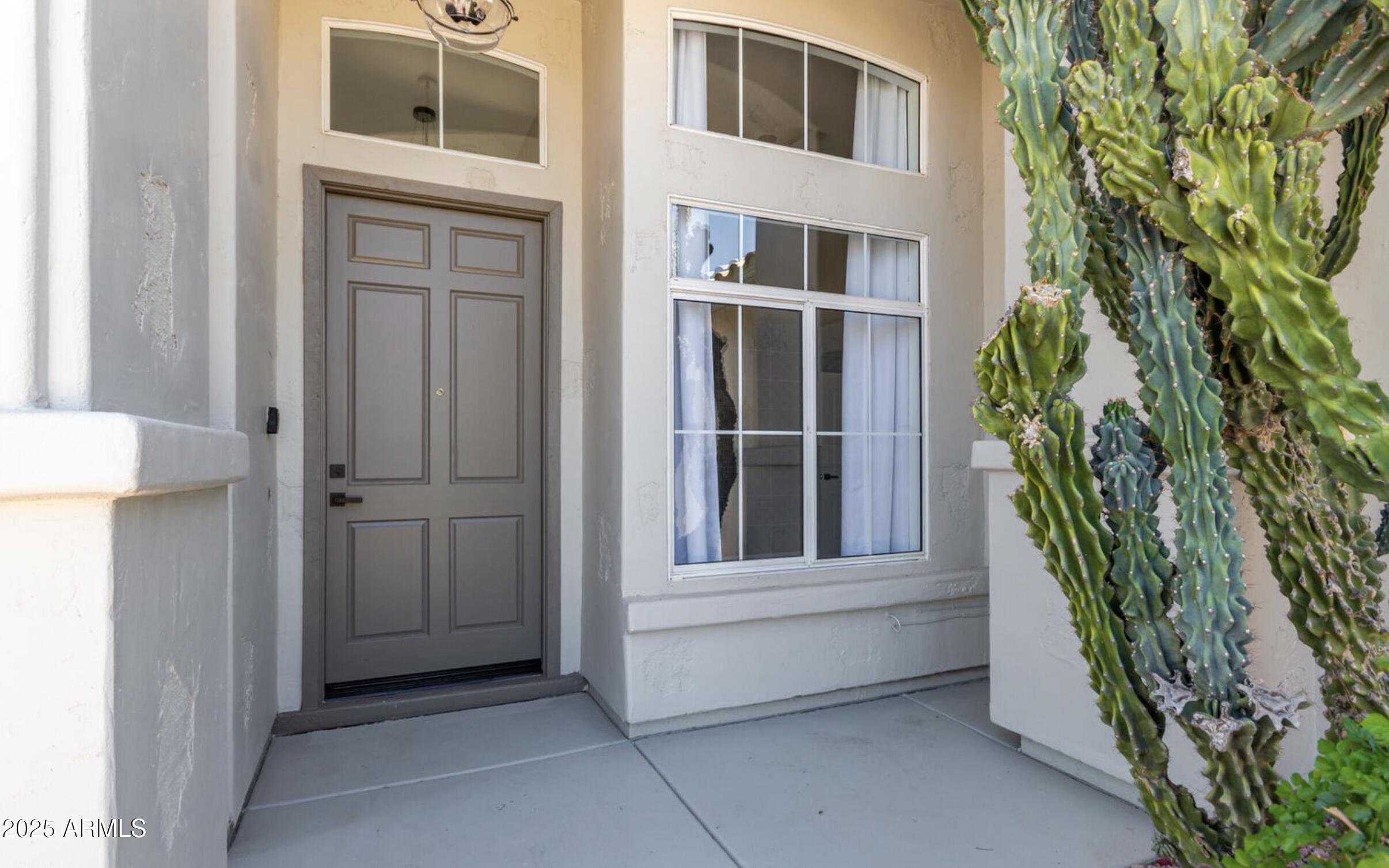 6809 W VIA MONTOYA Drive