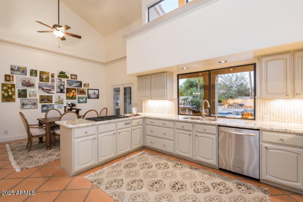 8270 E Corrine Drive