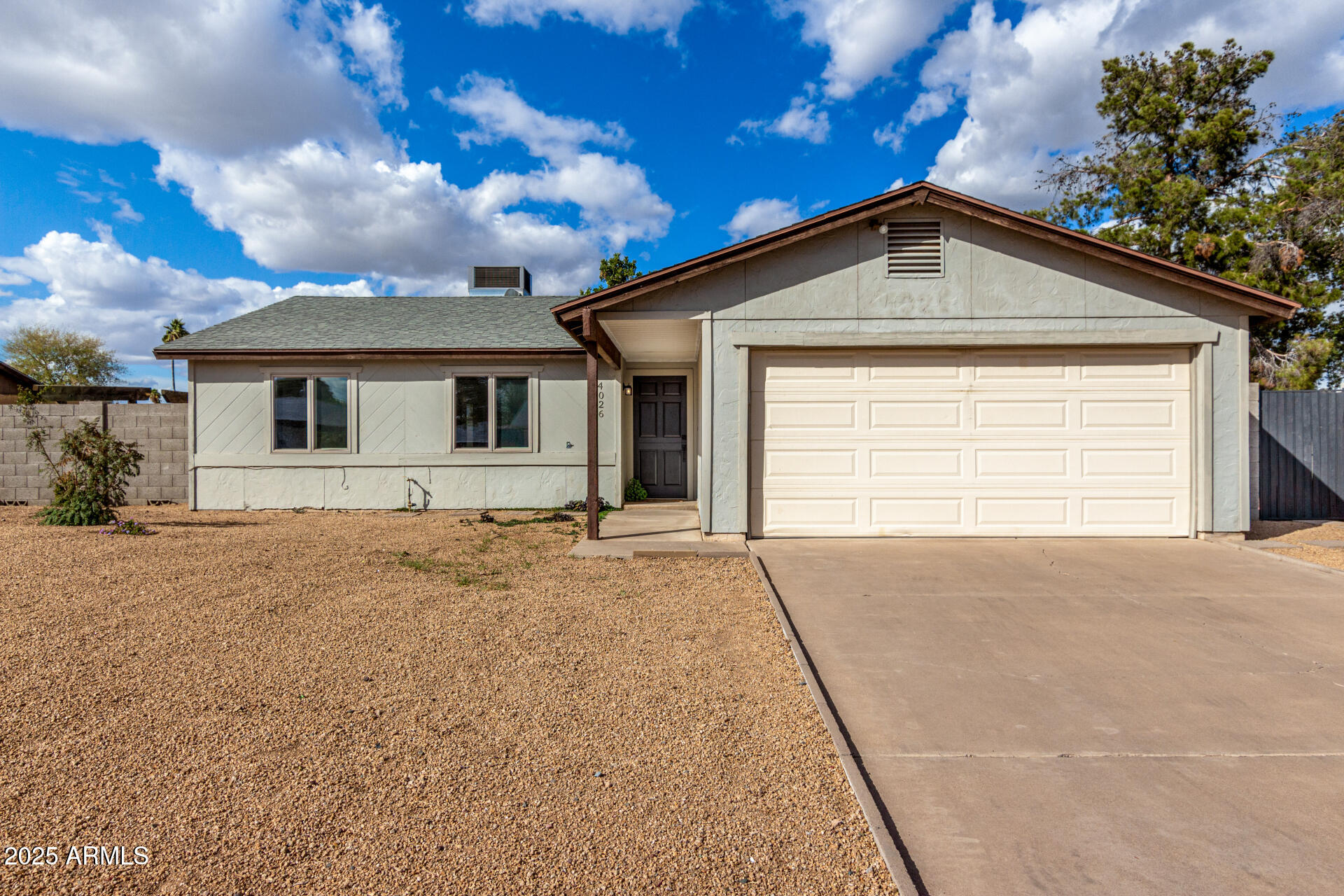 4026 E CAPTAIN DREYFUS Avenue