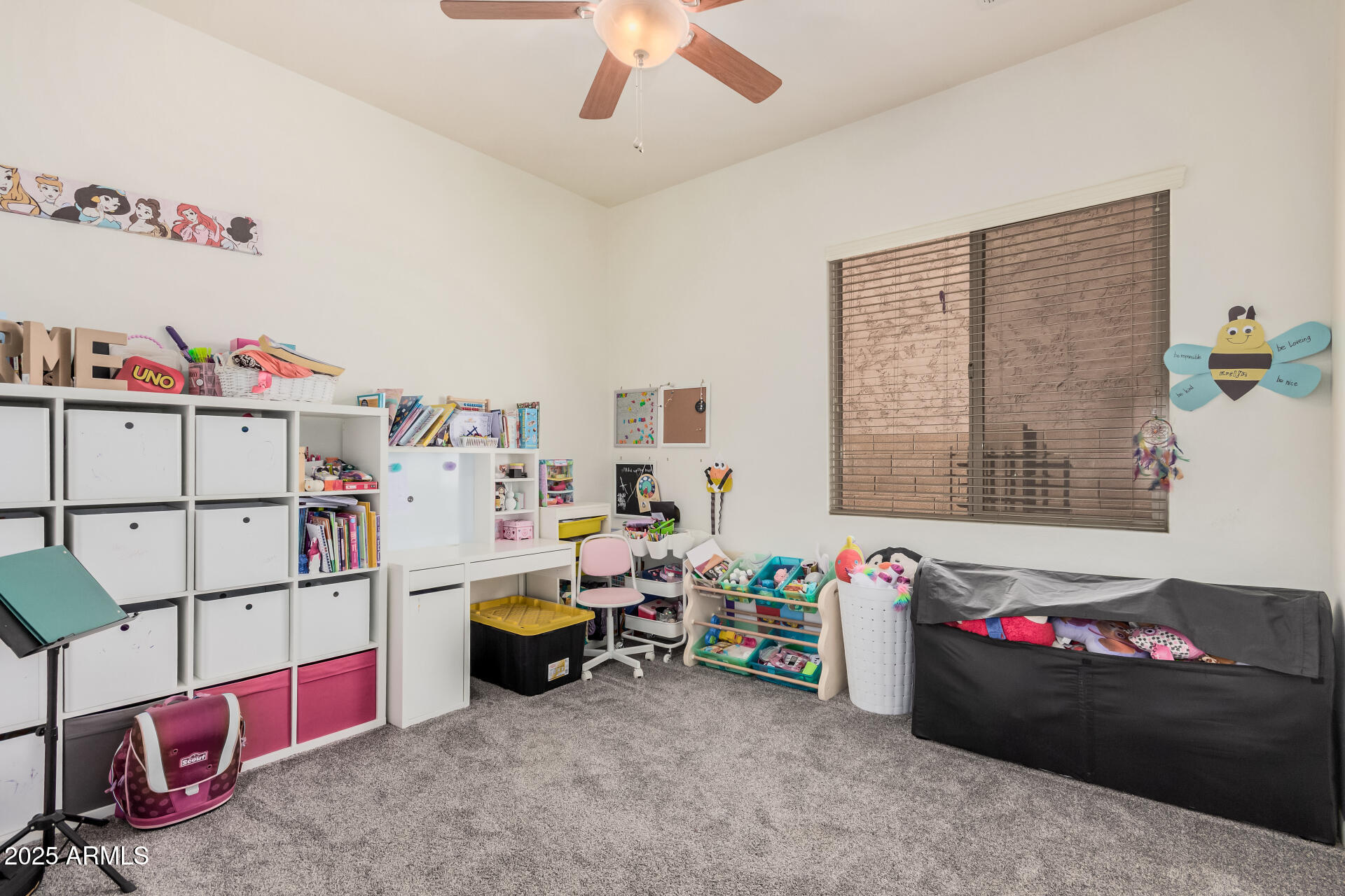 6915 S sapphire Way