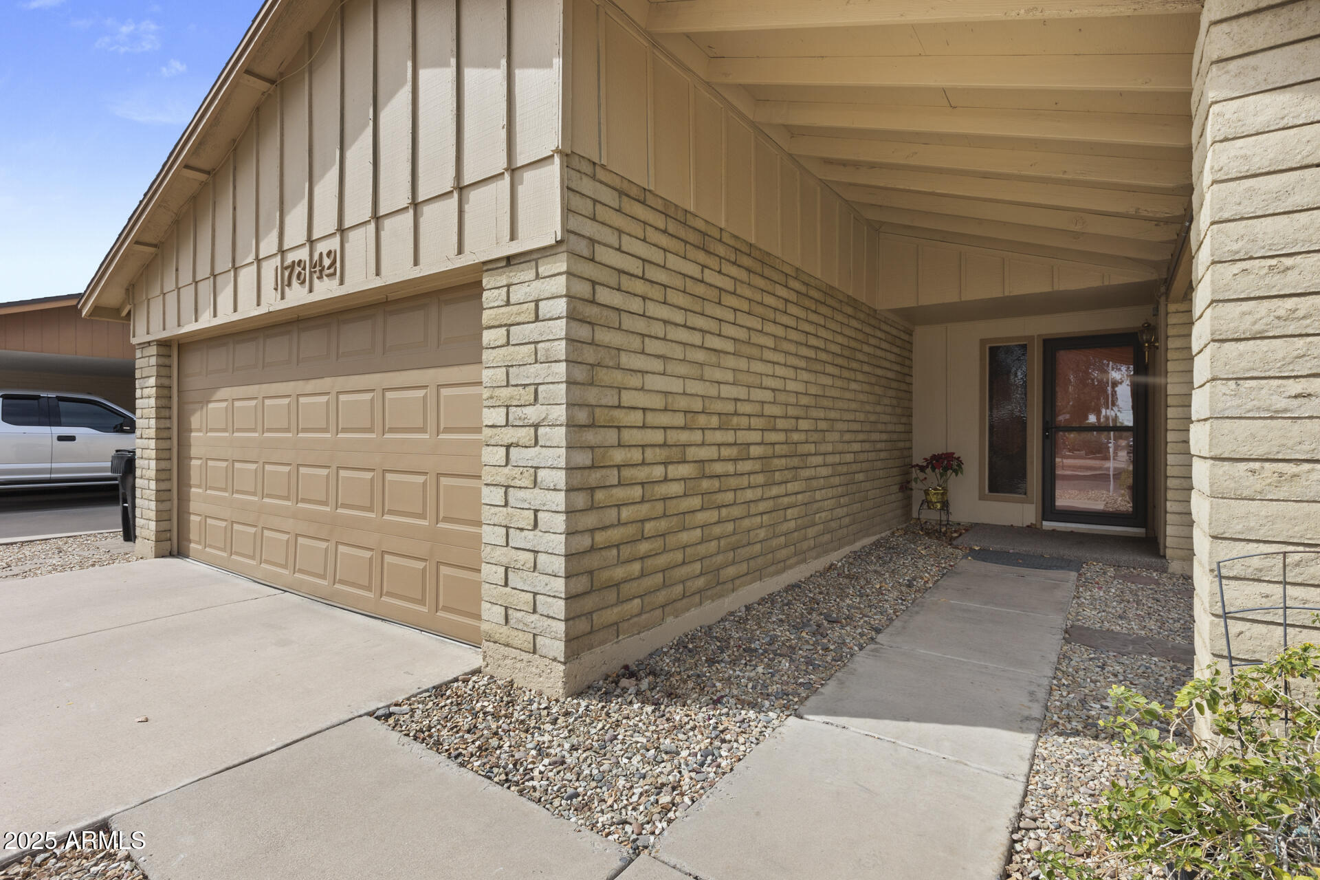 17842 N 38TH Drive