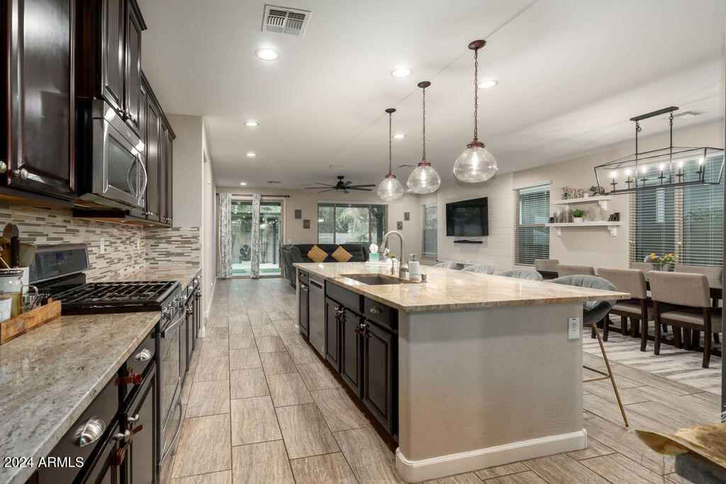 4084 E RAWHIDE Street