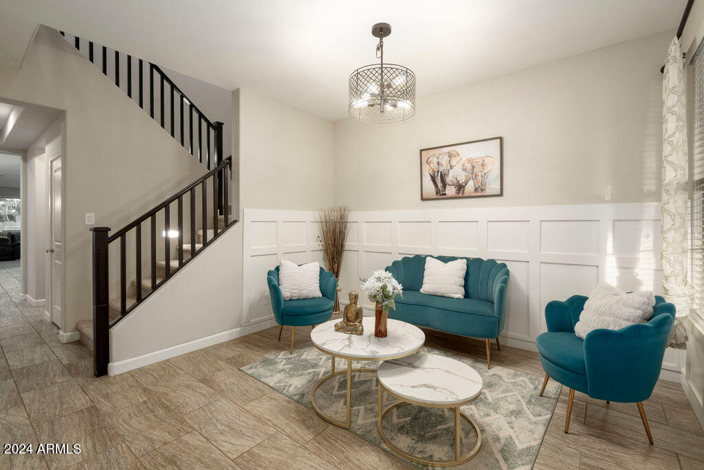 4084 E RAWHIDE Street