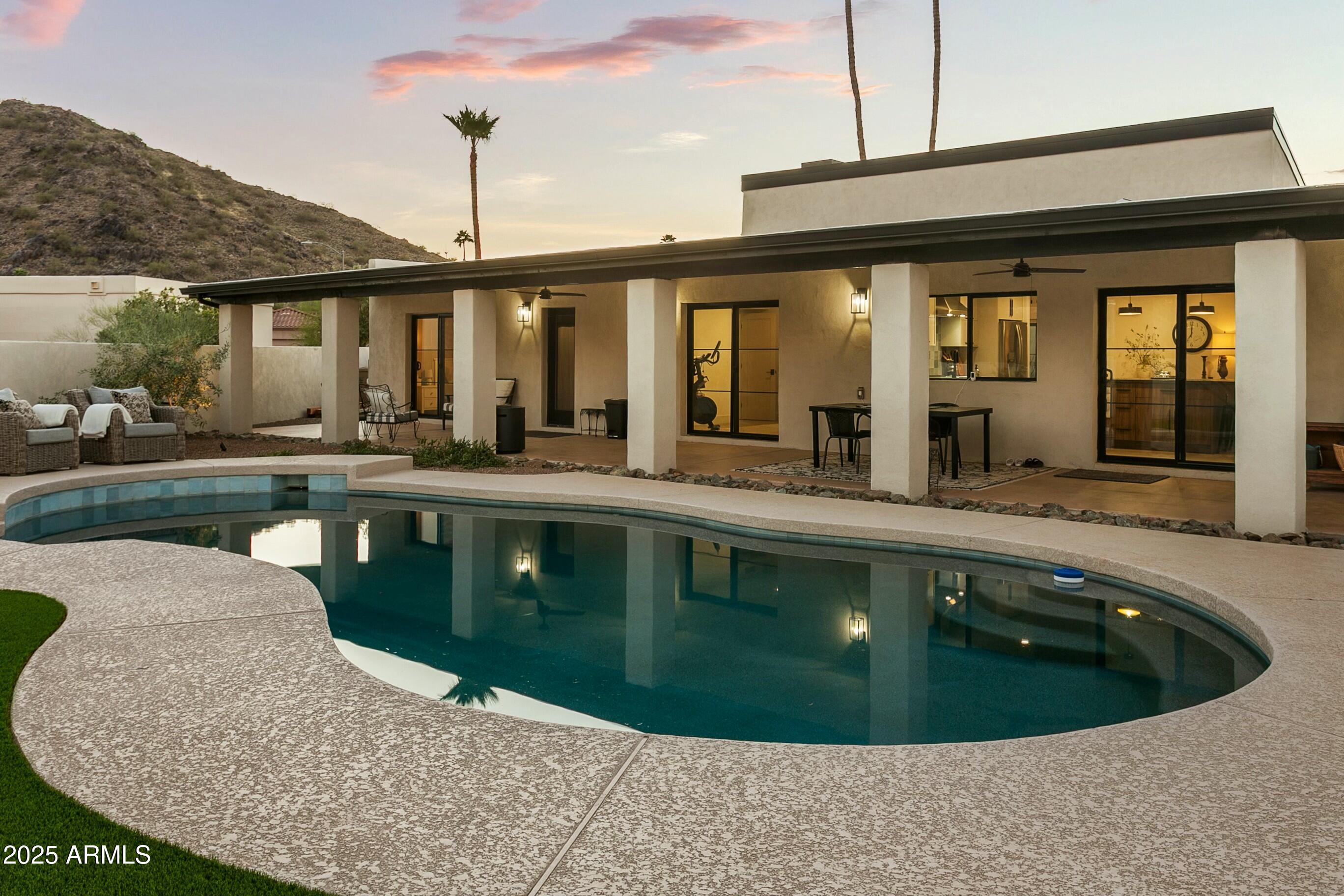 4625 E MOUNTAIN VIEW Road