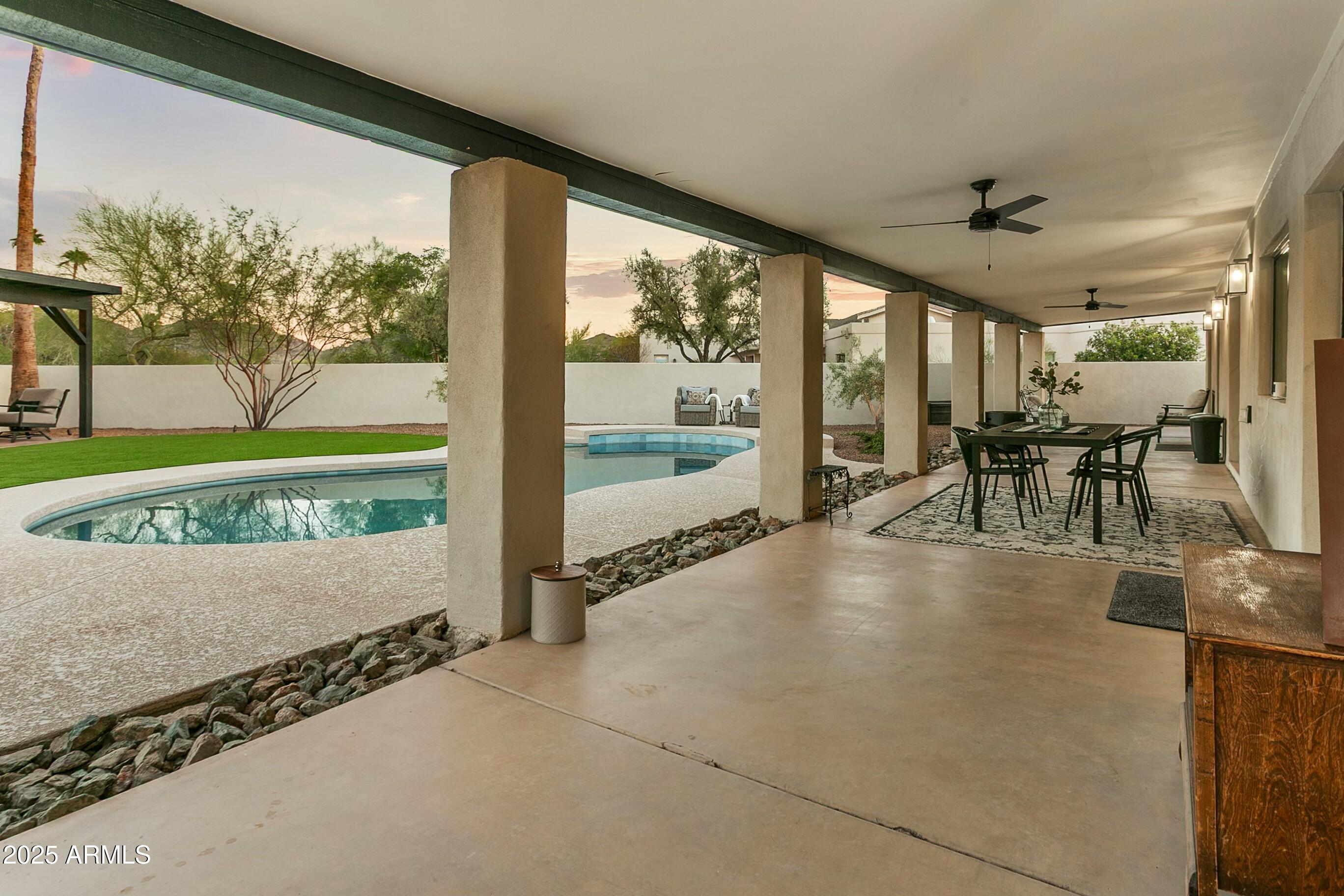 4625 E MOUNTAIN VIEW Road