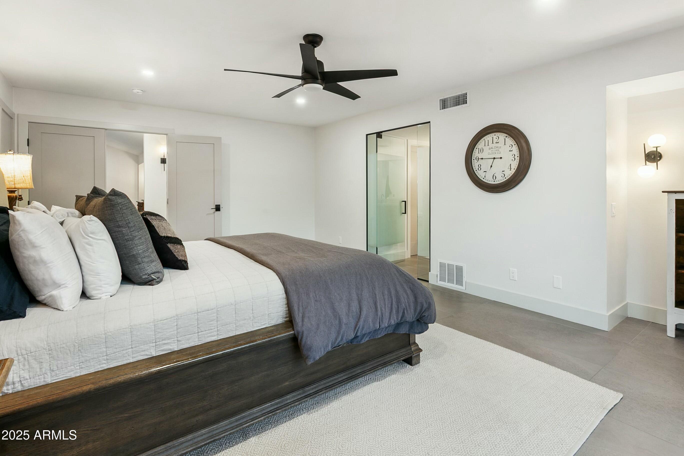 4625 E MOUNTAIN VIEW Road