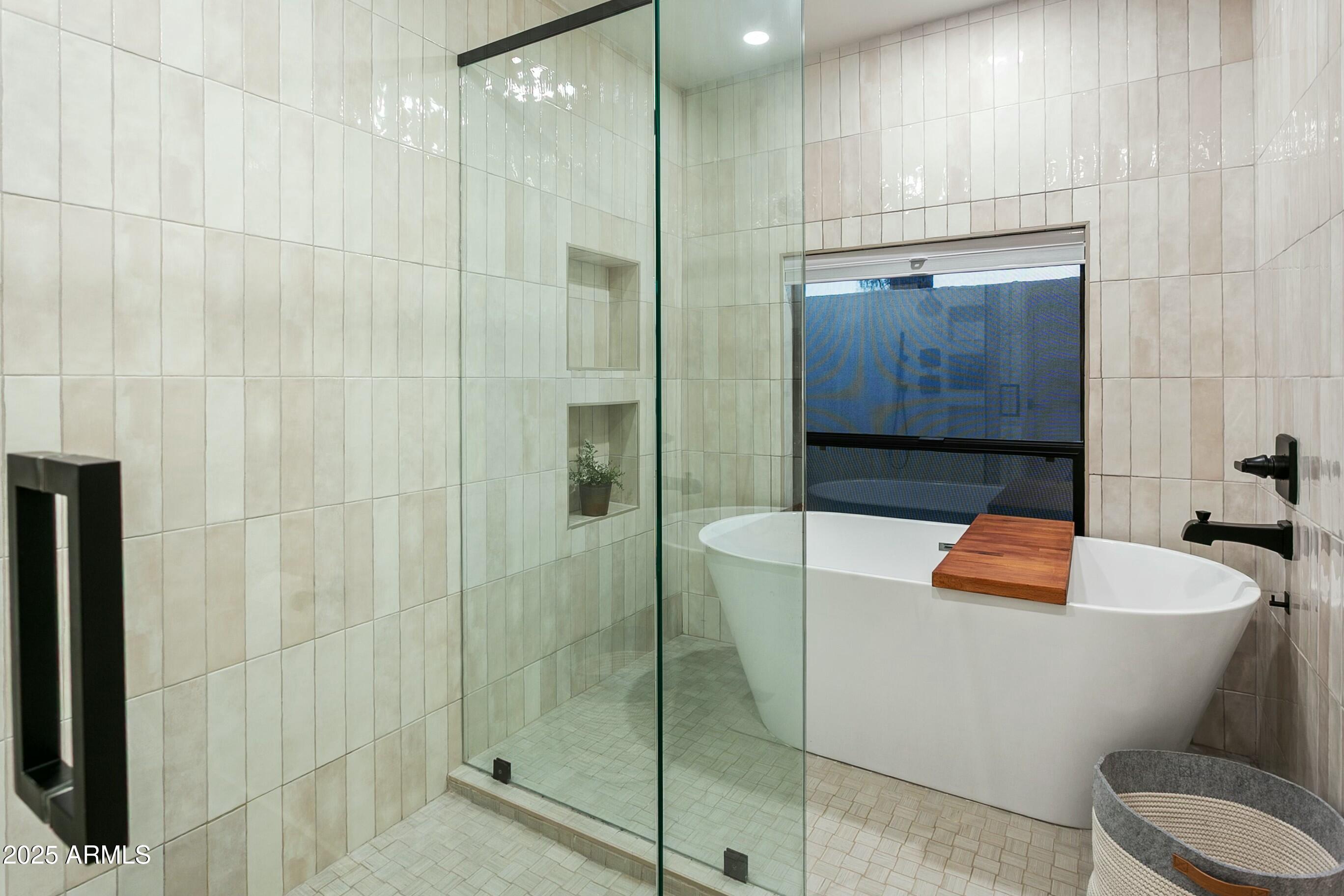 4625 E MOUNTAIN VIEW Road