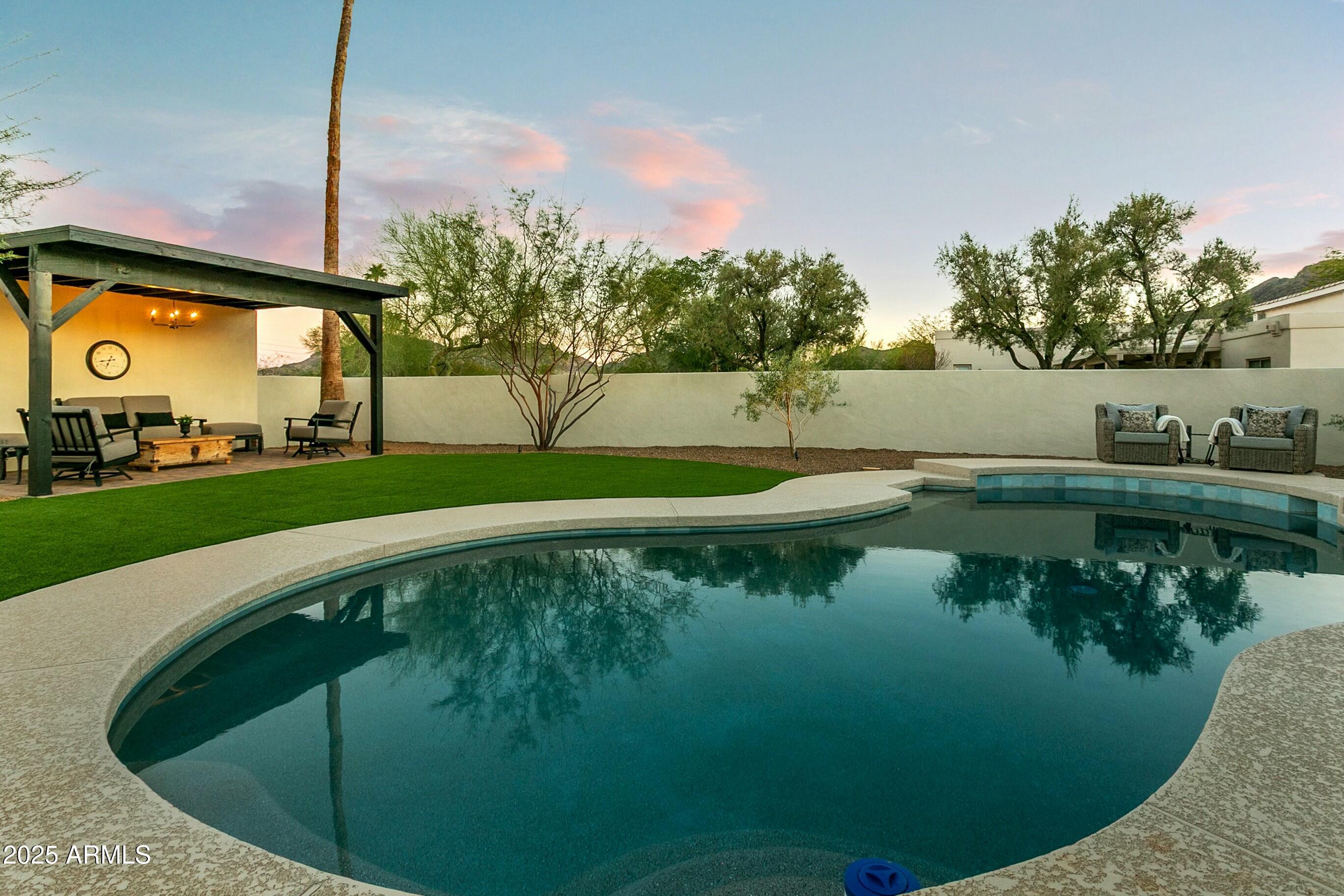 4625 E MOUNTAIN VIEW Road