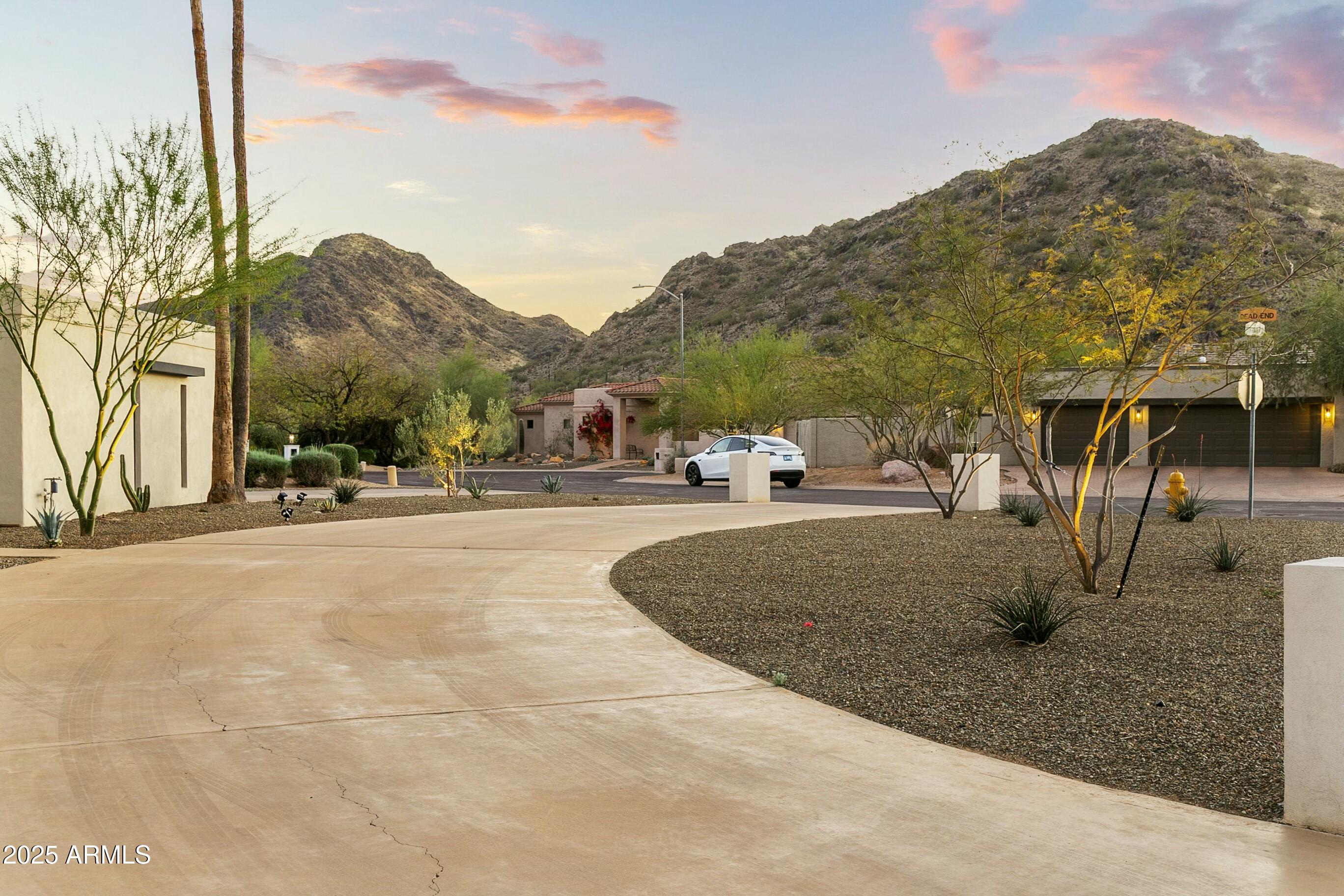 4625 E MOUNTAIN VIEW Road