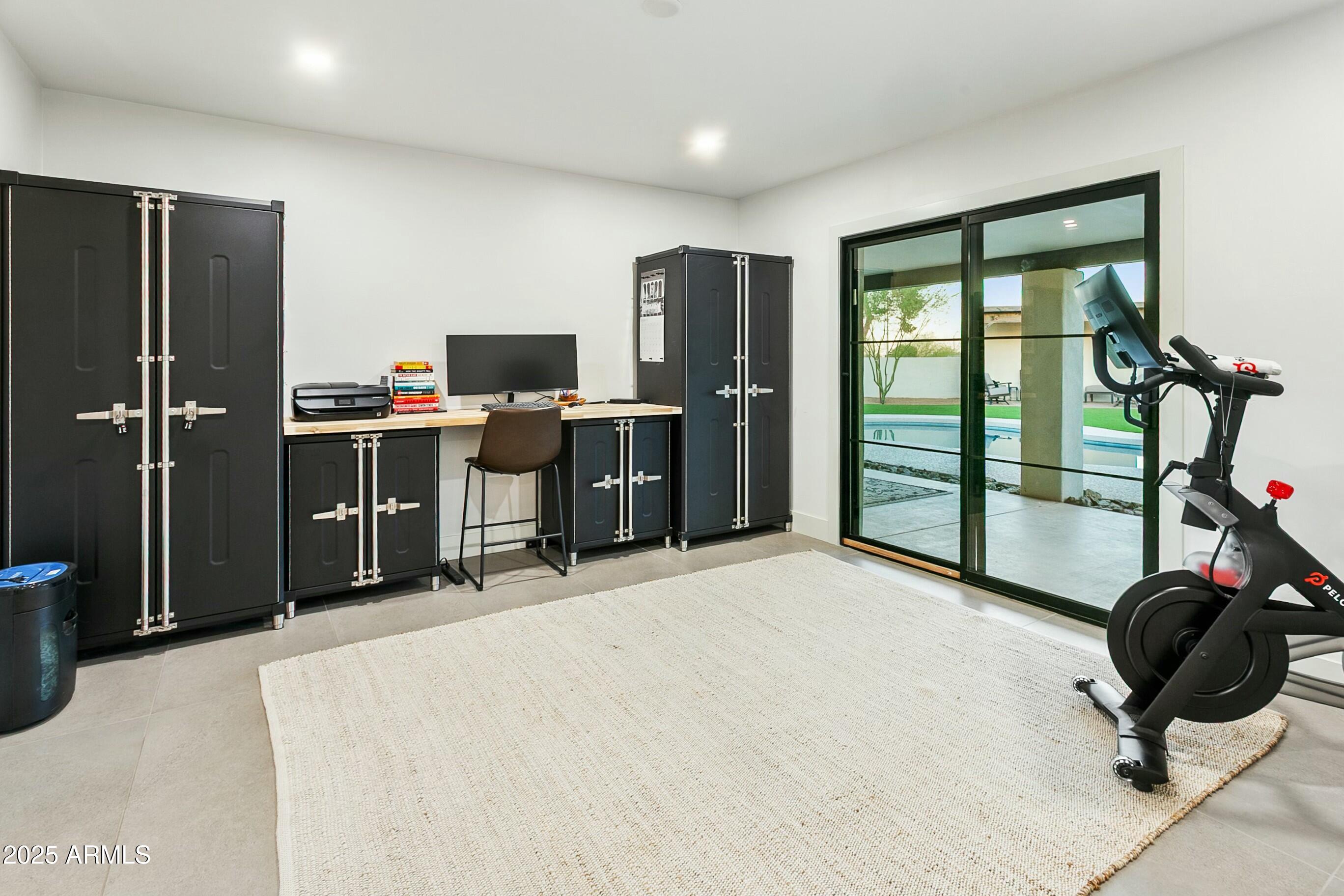 4625 E MOUNTAIN VIEW Road