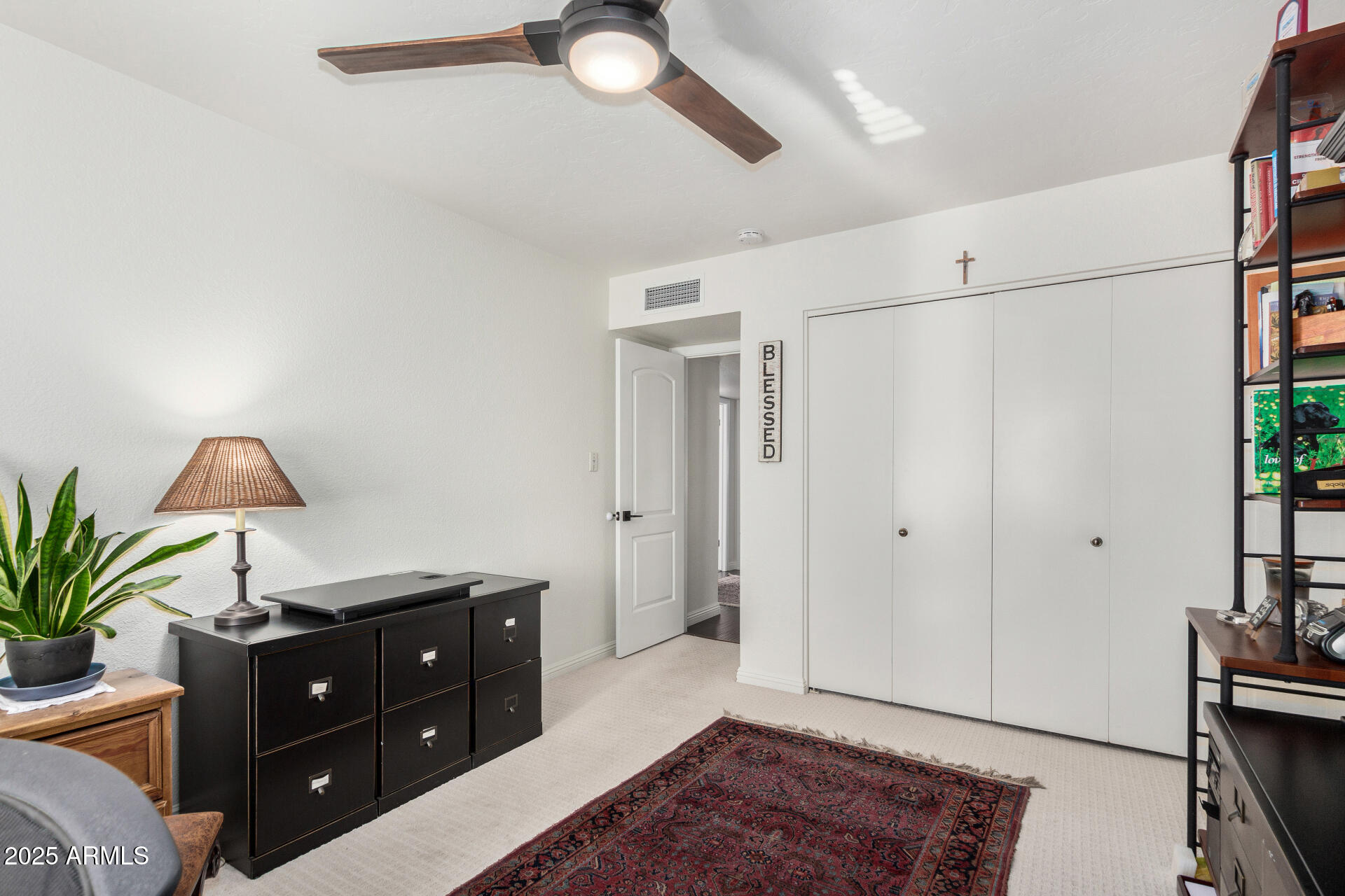 7332 E MONTEBELLO Avenue