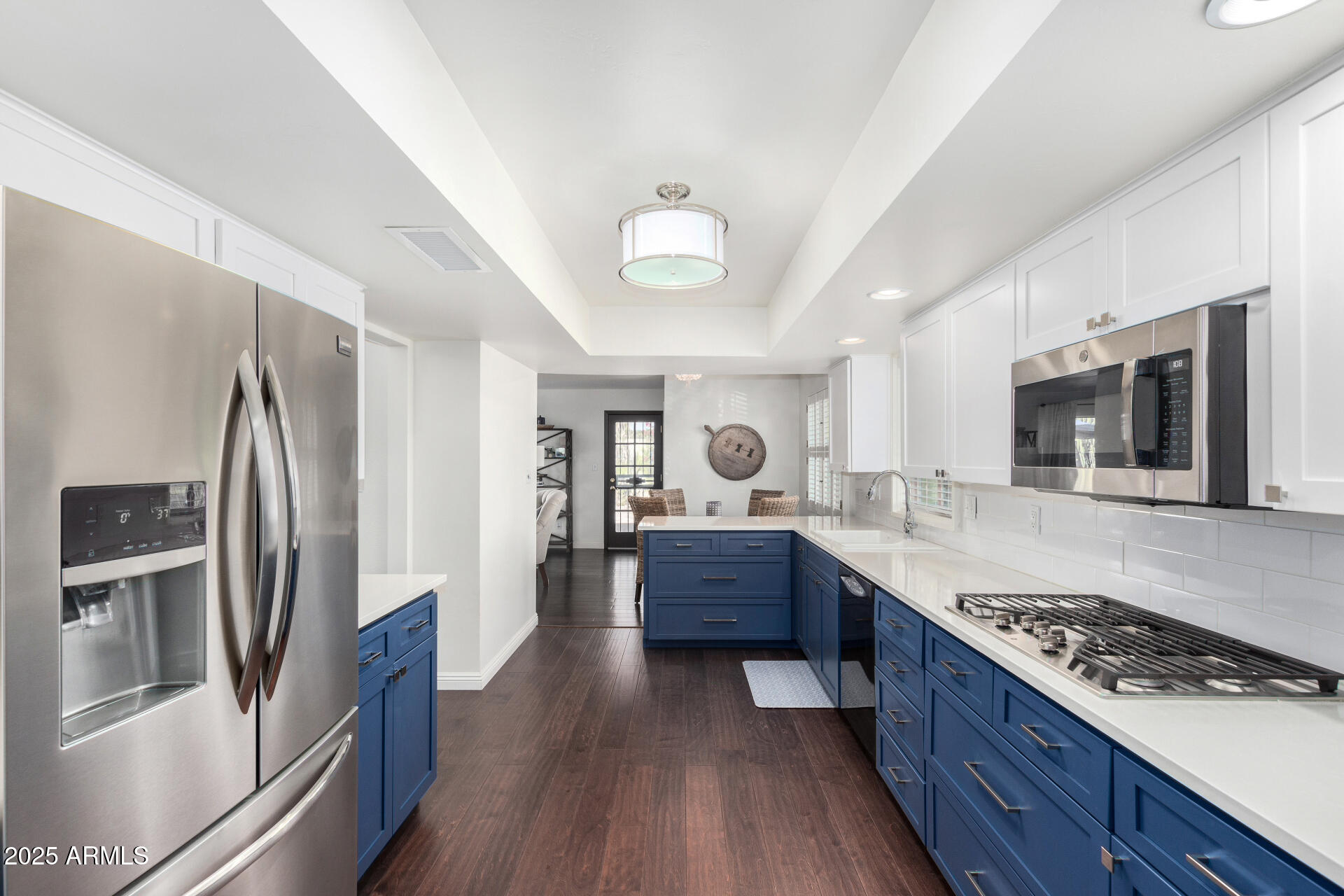 7332 E MONTEBELLO Avenue