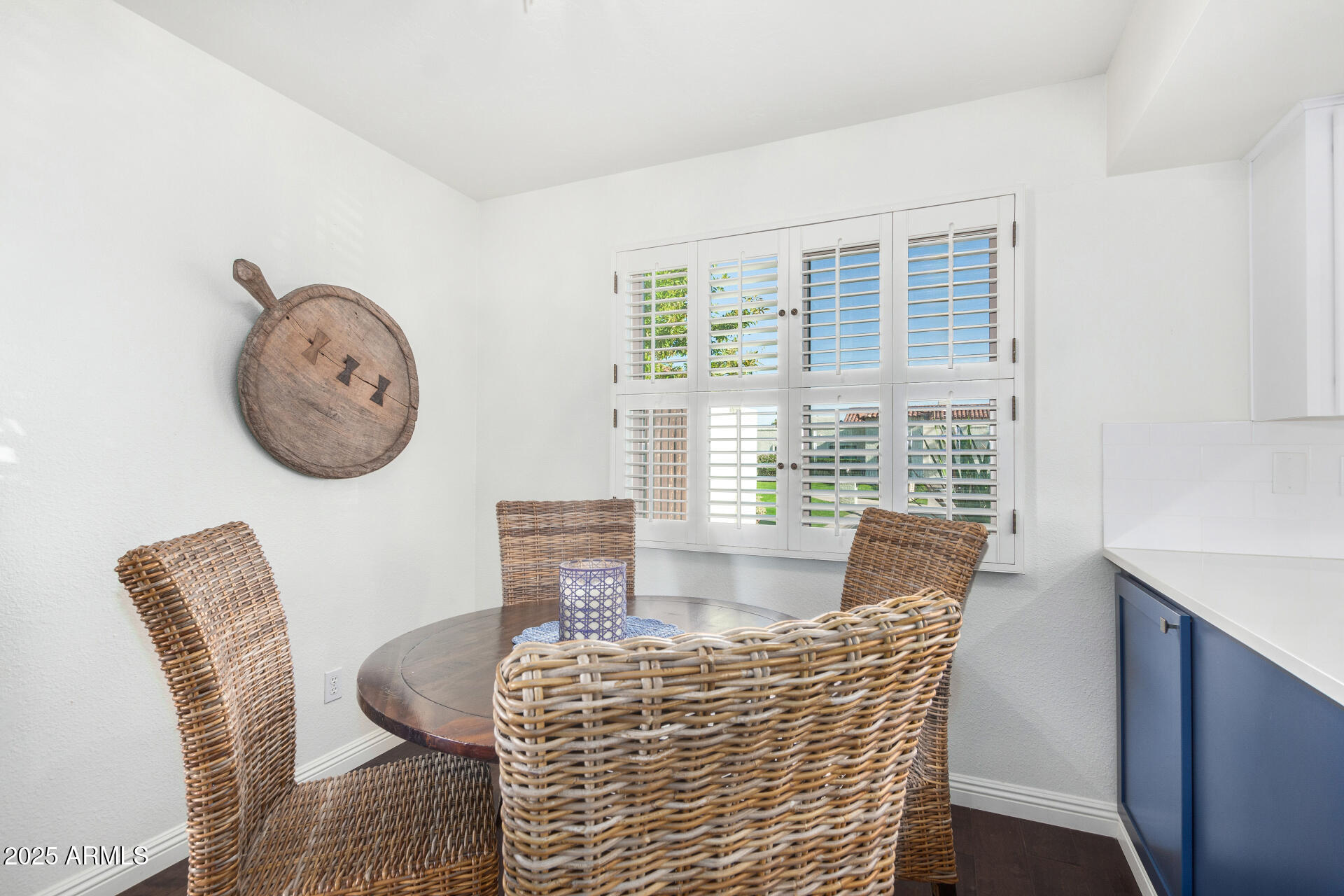 7332 E MONTEBELLO Avenue