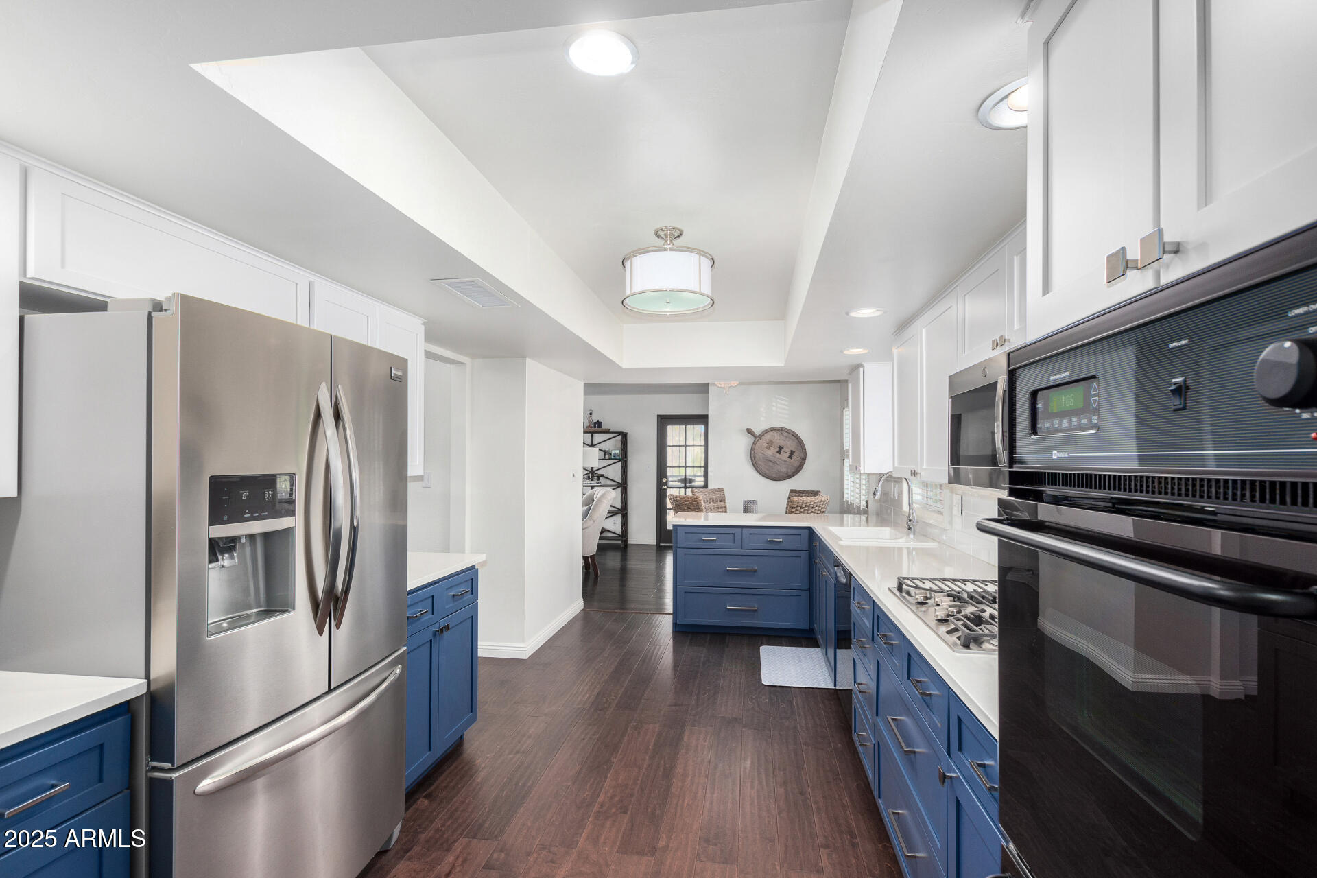 7332 E MONTEBELLO Avenue