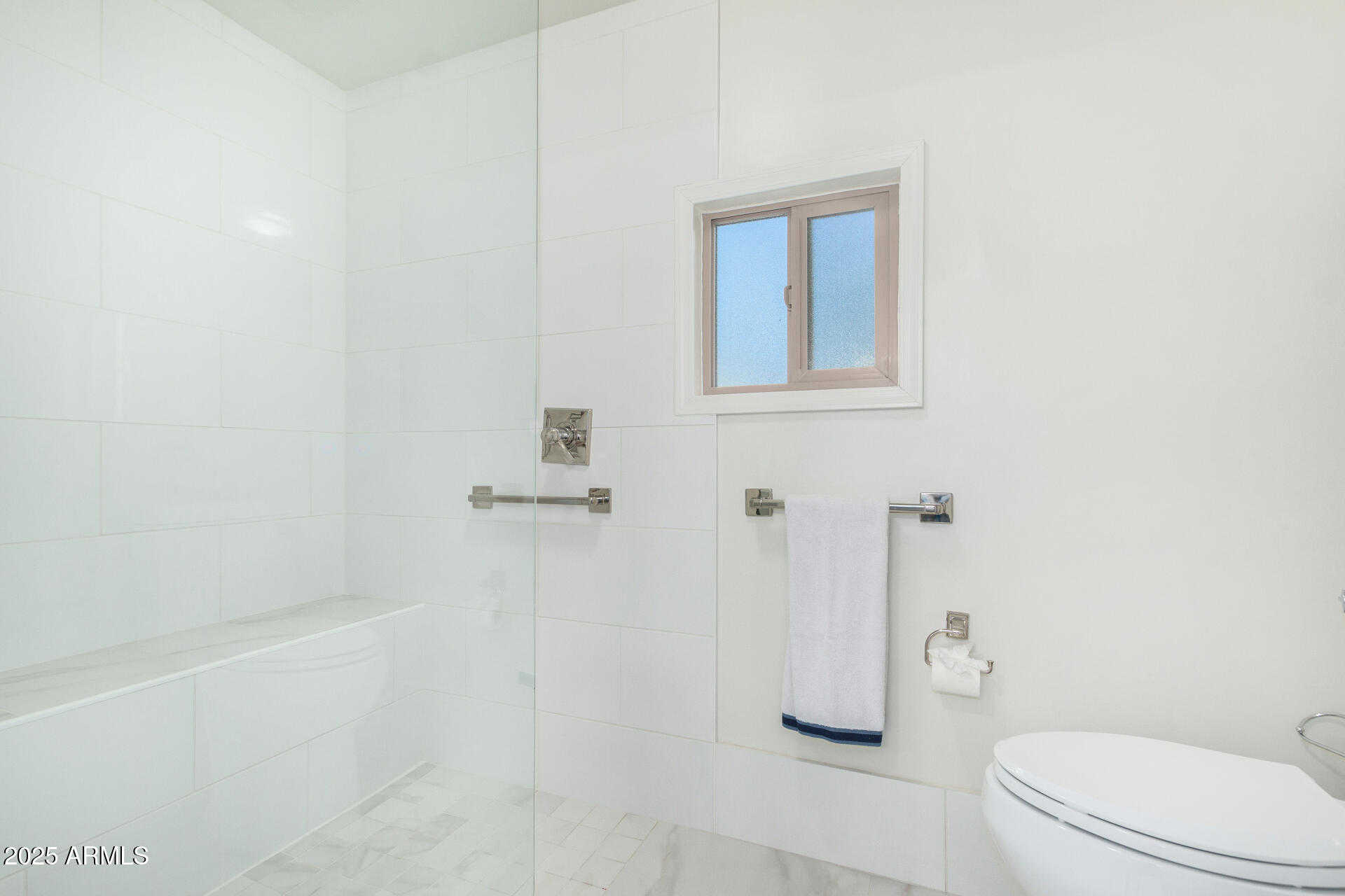 7332 E MONTEBELLO Avenue