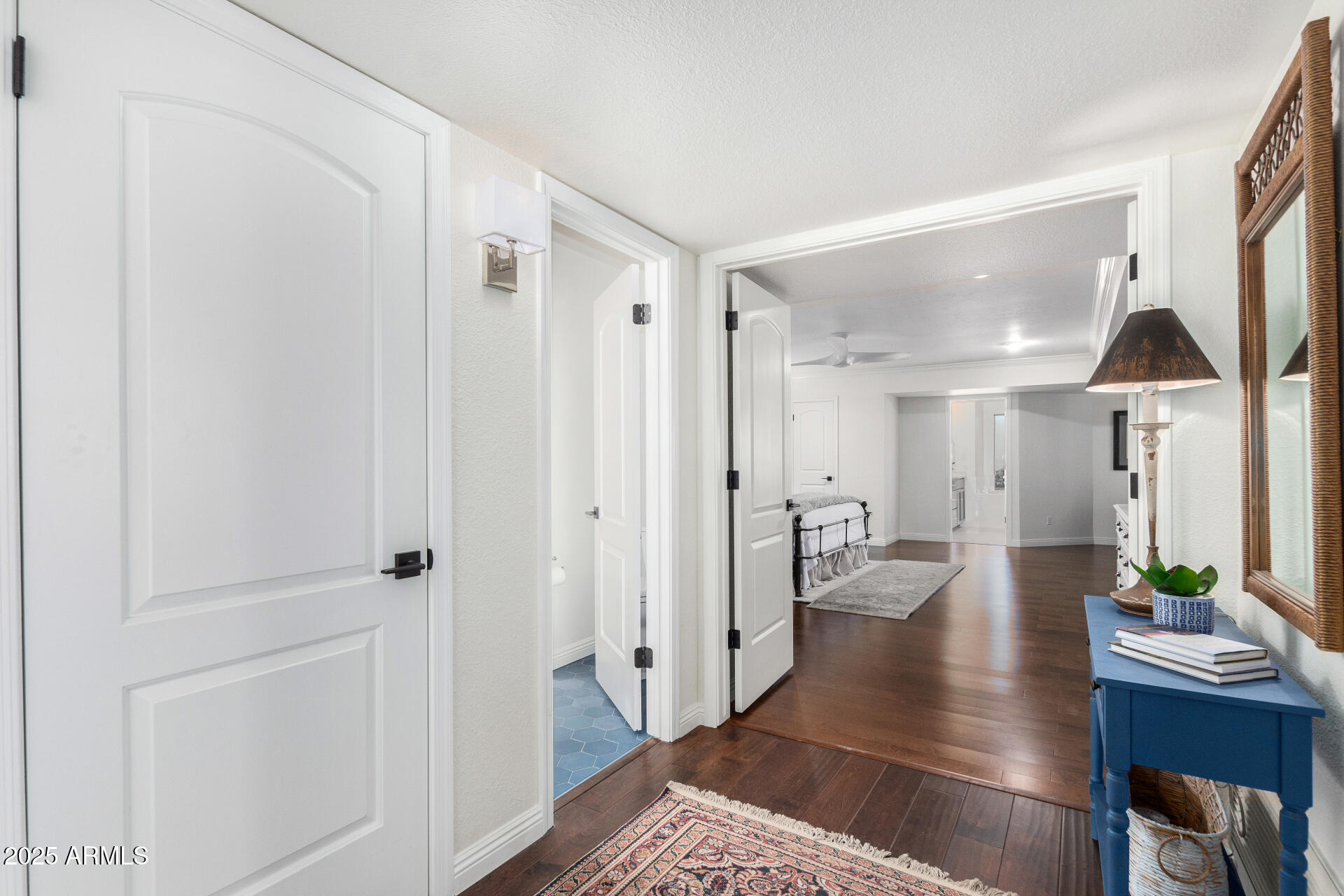 7332 E MONTEBELLO Avenue