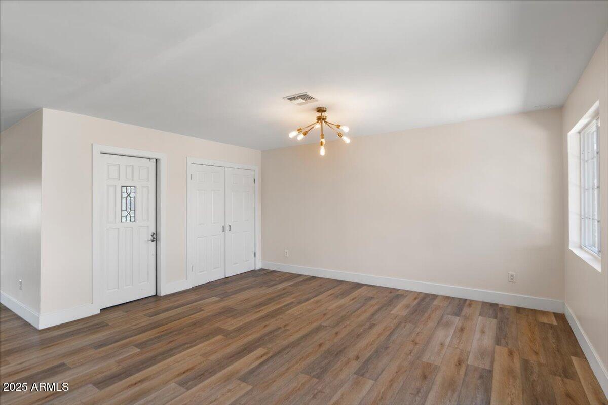 7254 E VERNON Avenue