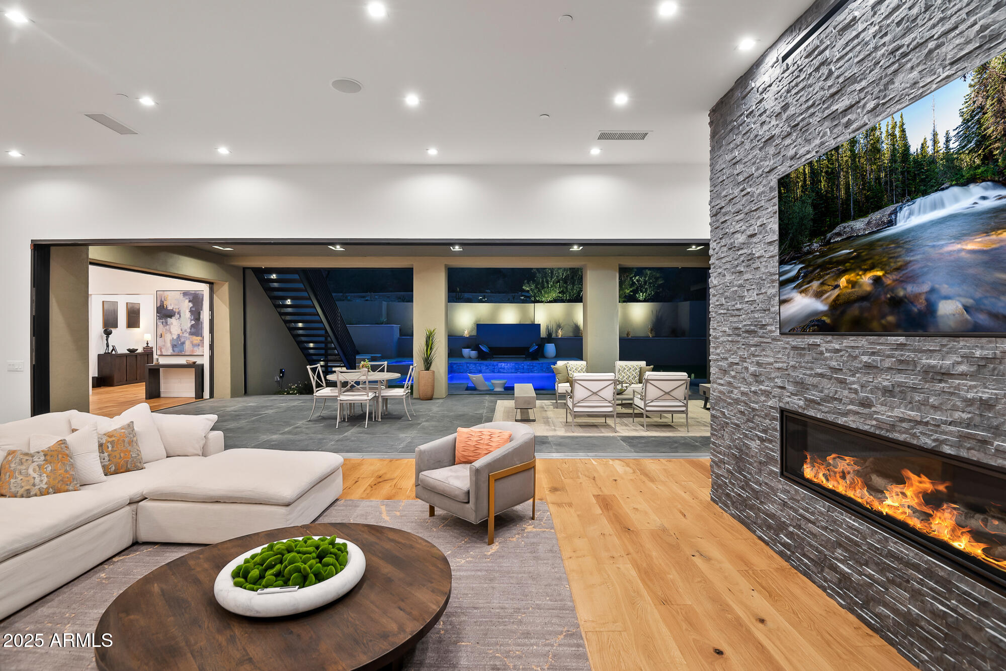 5301 E PARADISE CANYON Road