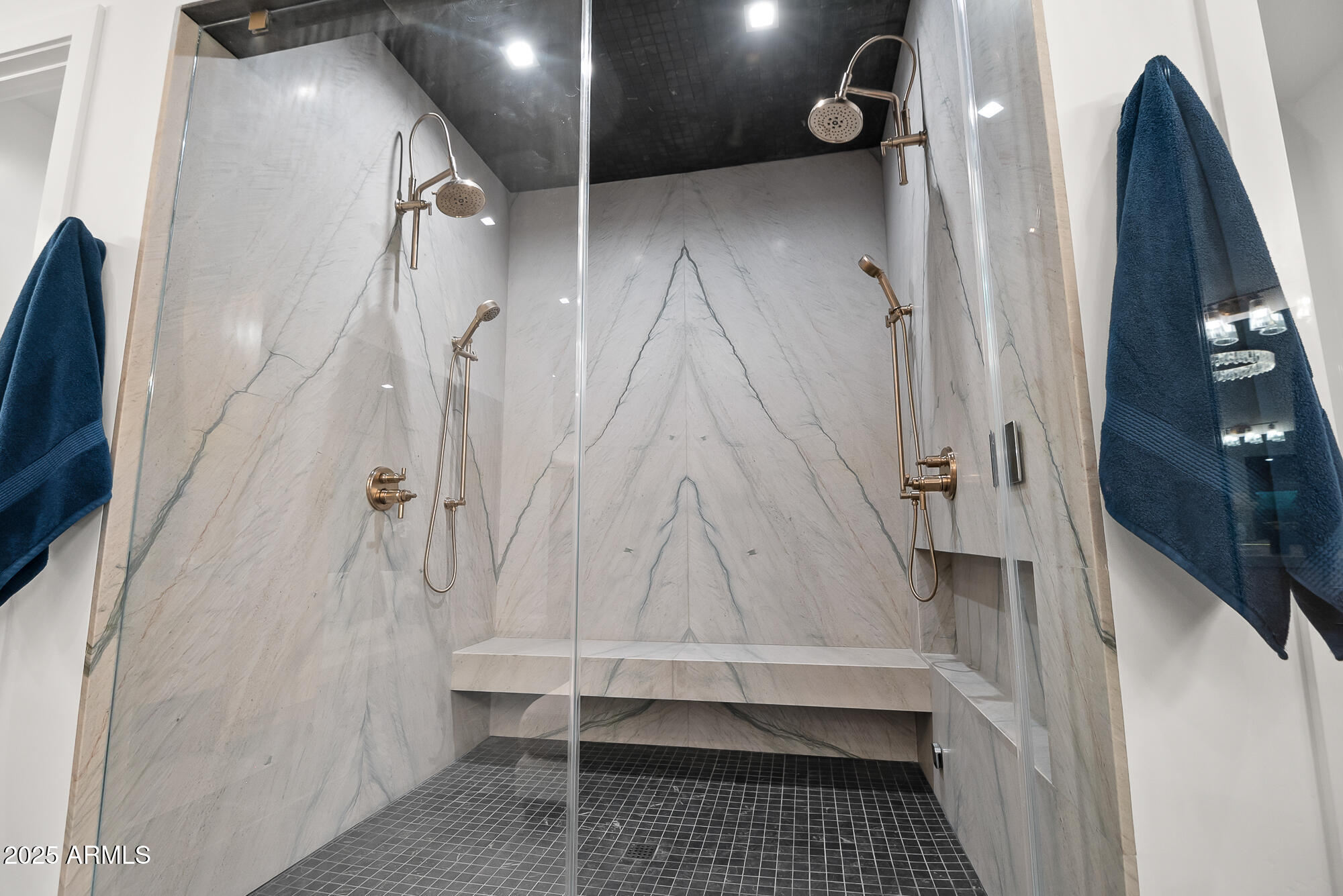 5301 E PARADISE CANYON Road