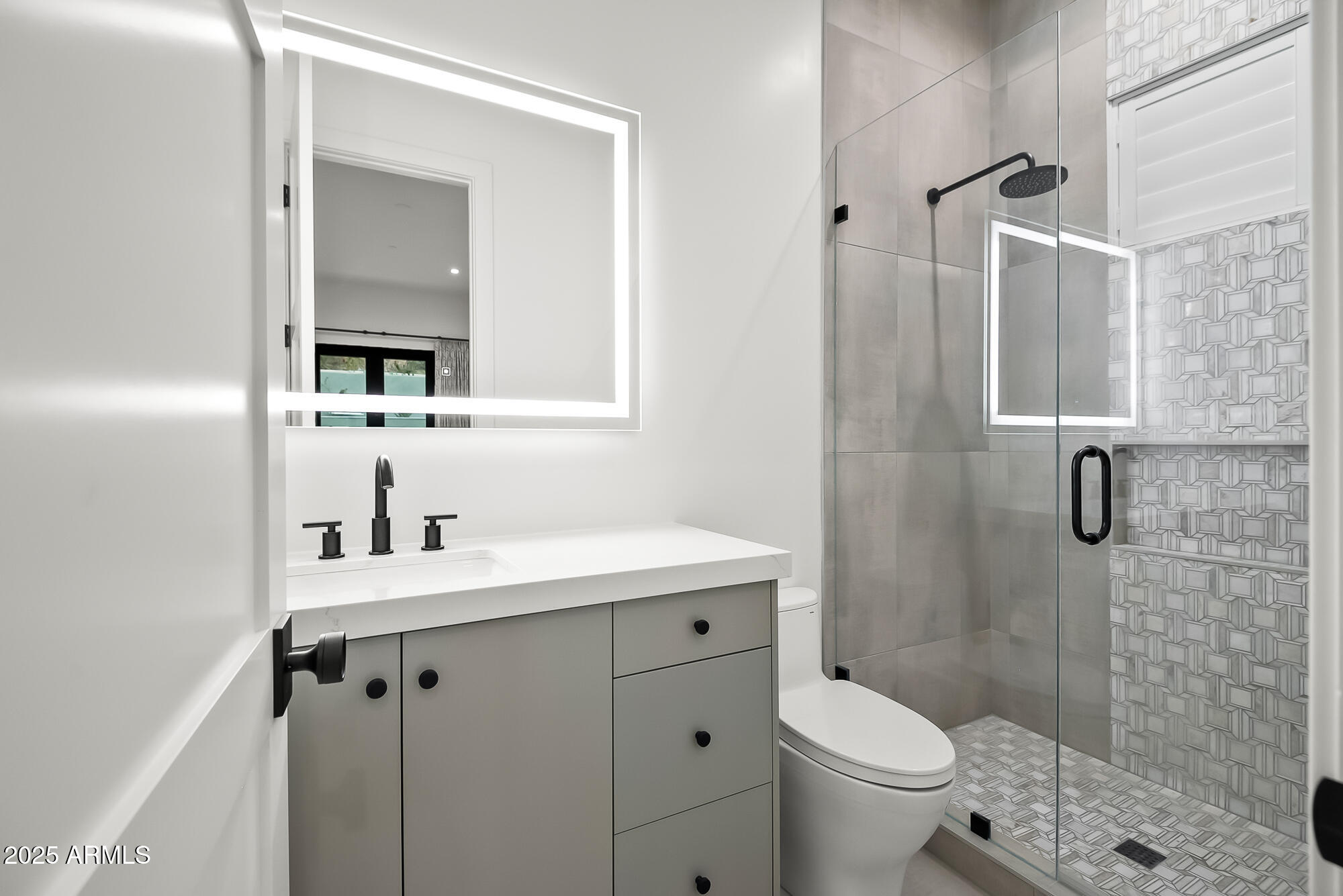 5301 E PARADISE CANYON Road