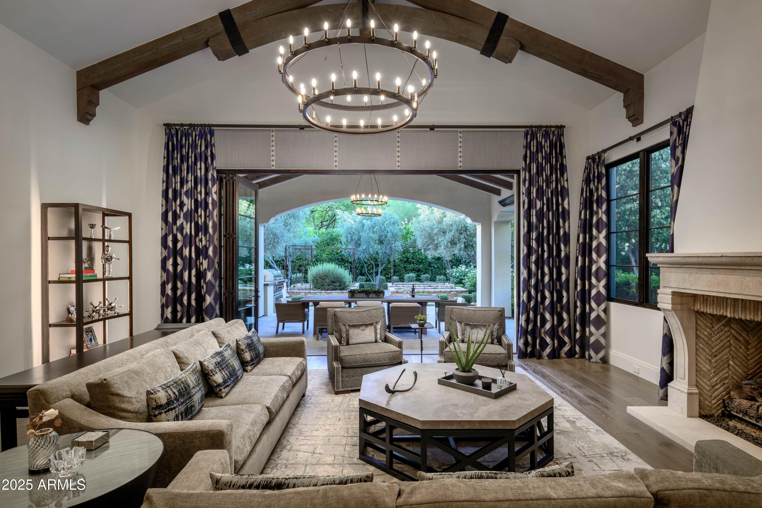 5858 E CABALLO Drive