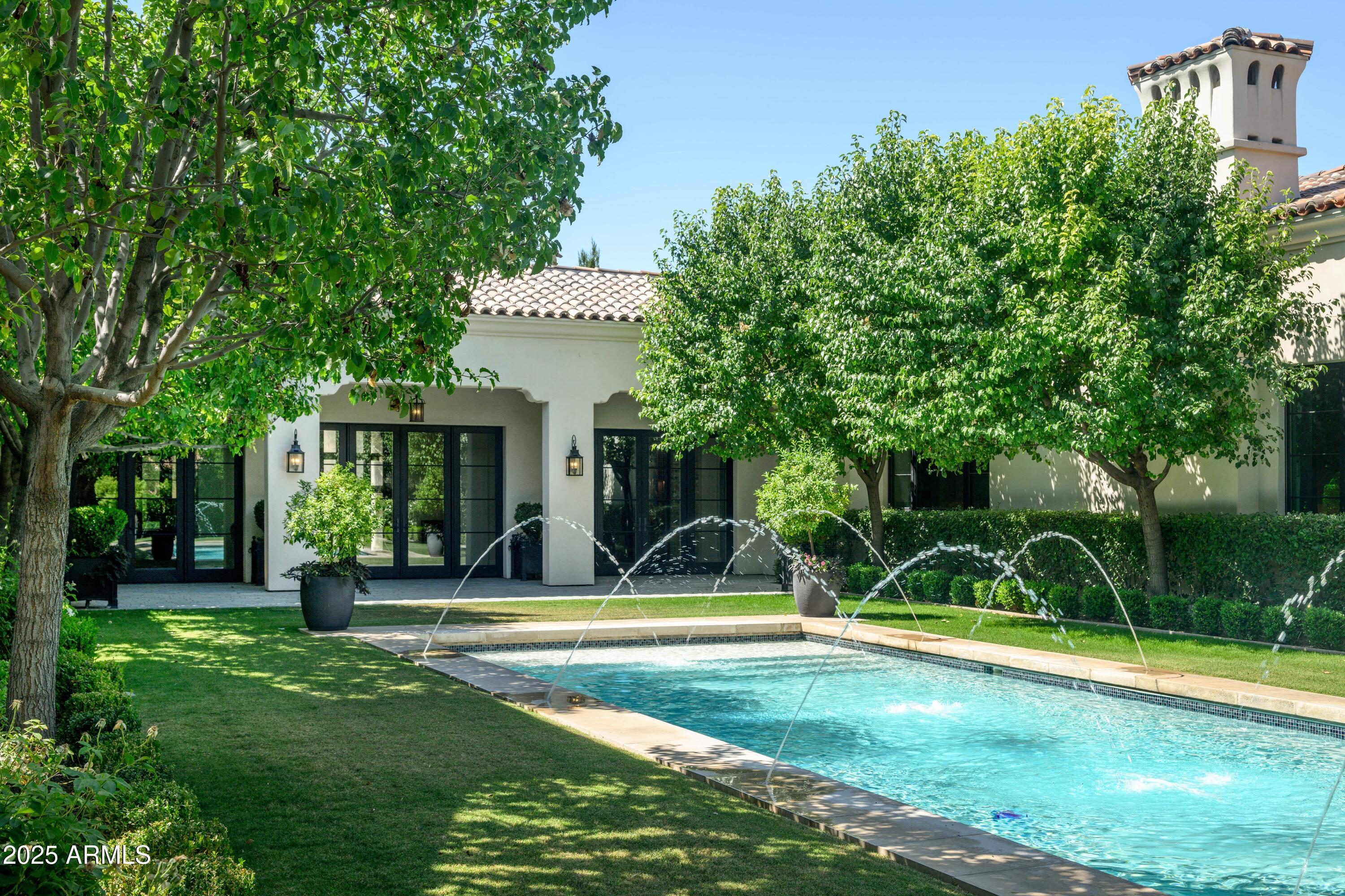 5858 E CABALLO Drive