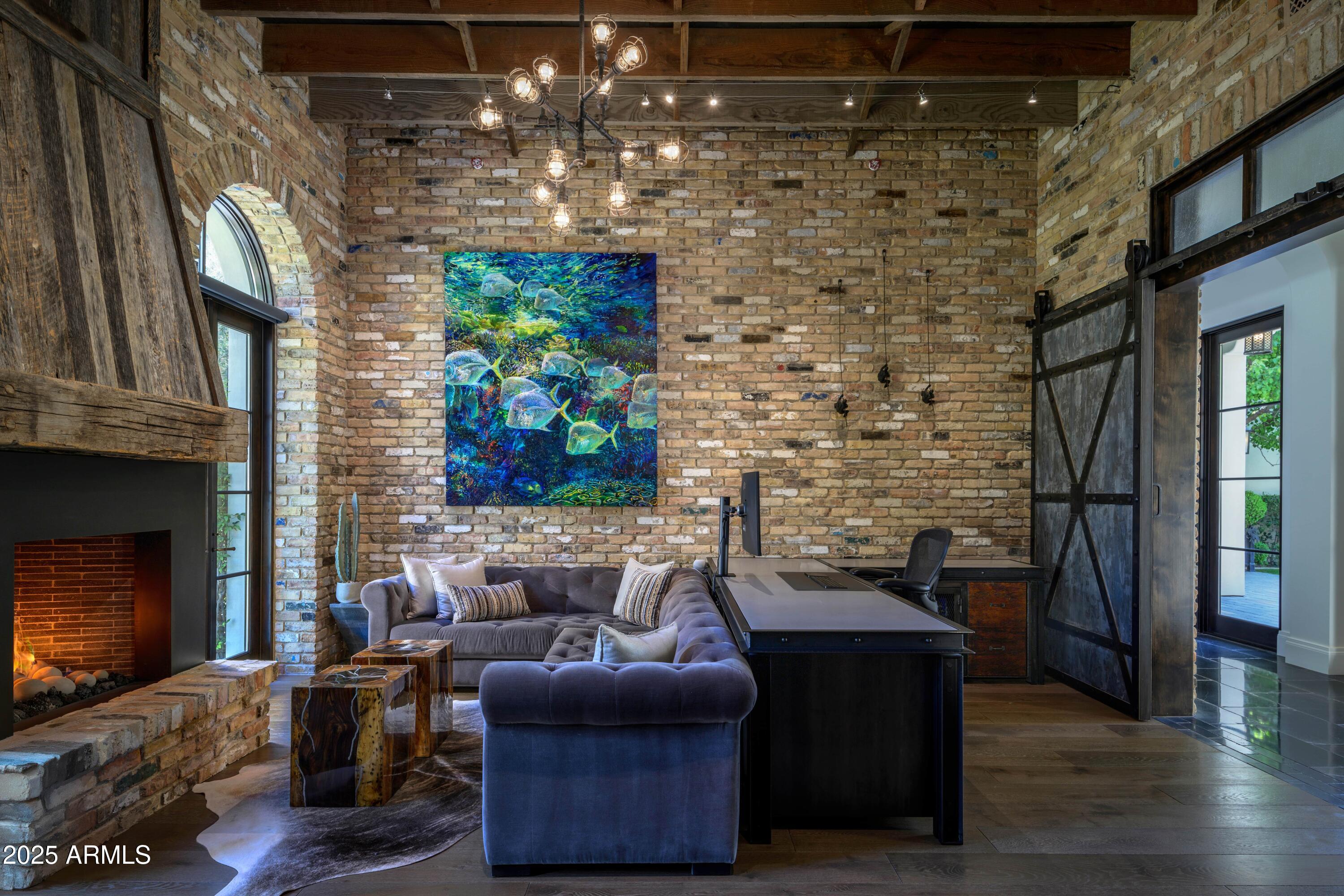 5858 E CABALLO Drive