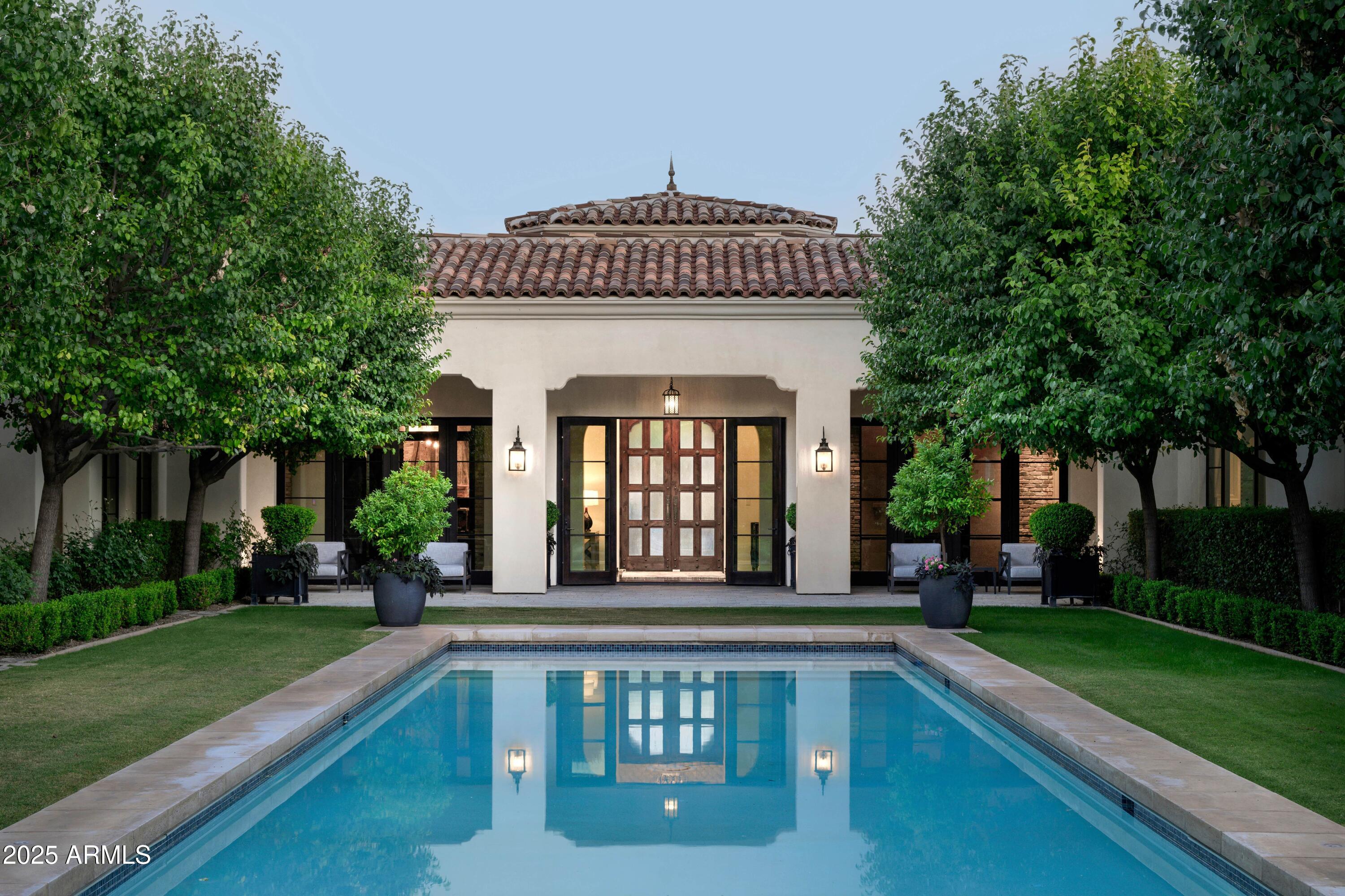 5858 E CABALLO Drive