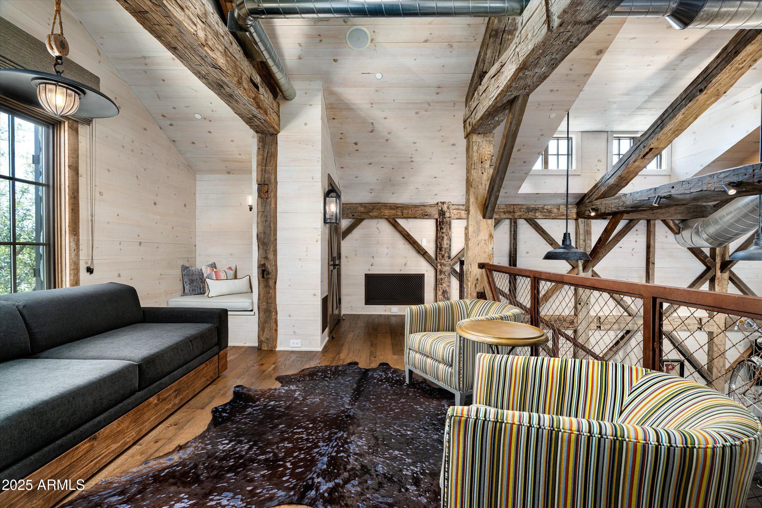 5858 E CABALLO Drive