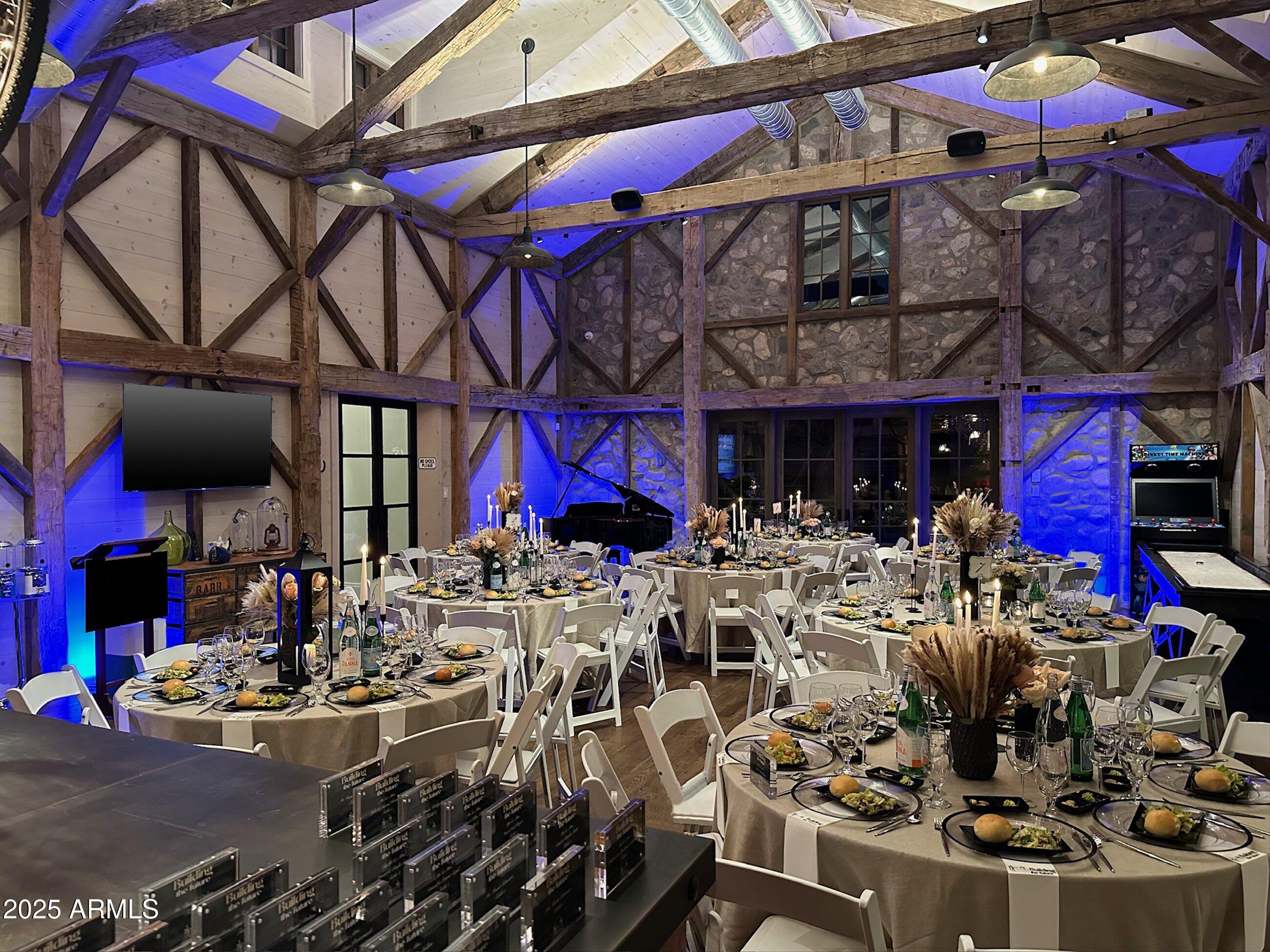 5858 E CABALLO Drive