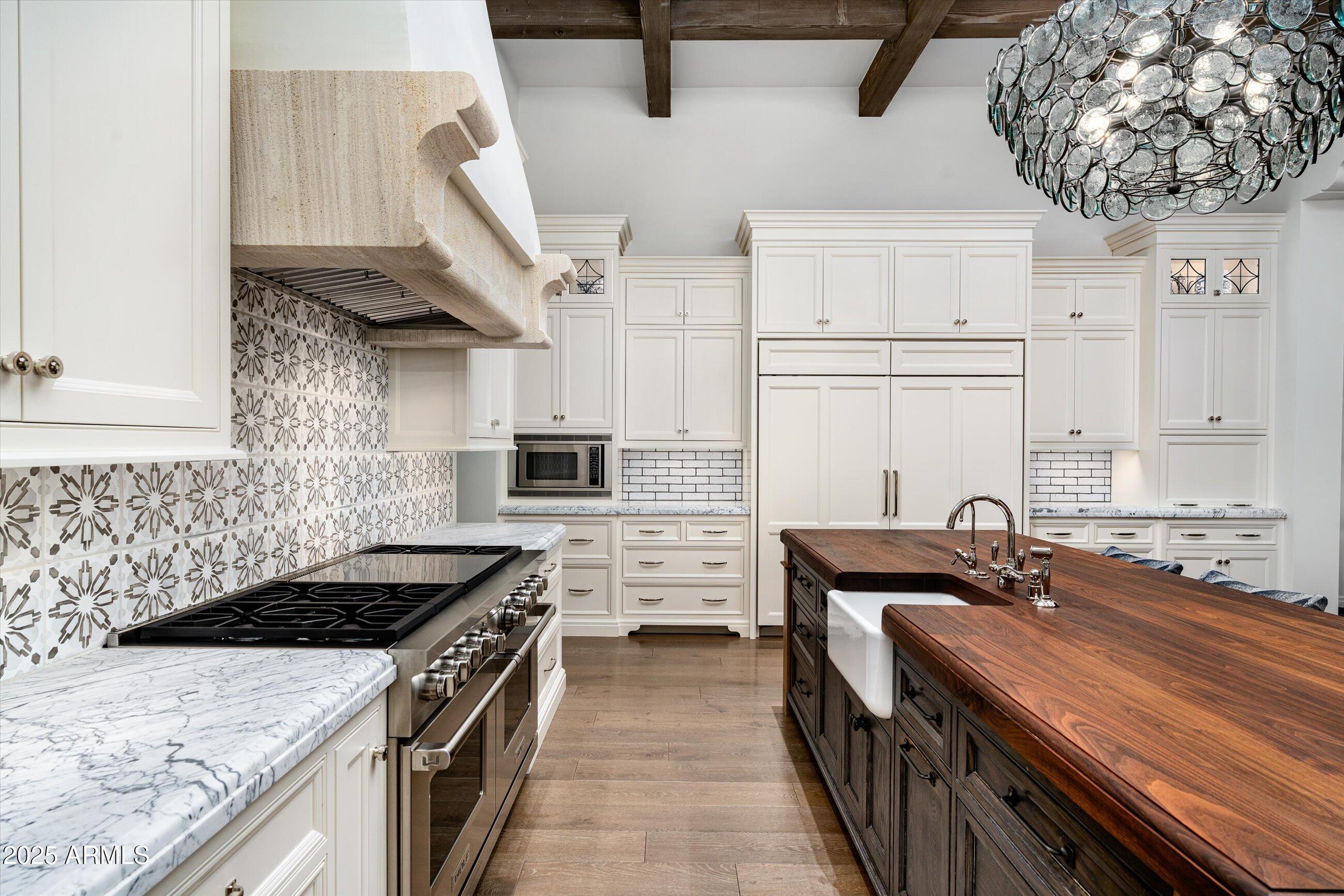 5858 E CABALLO Drive