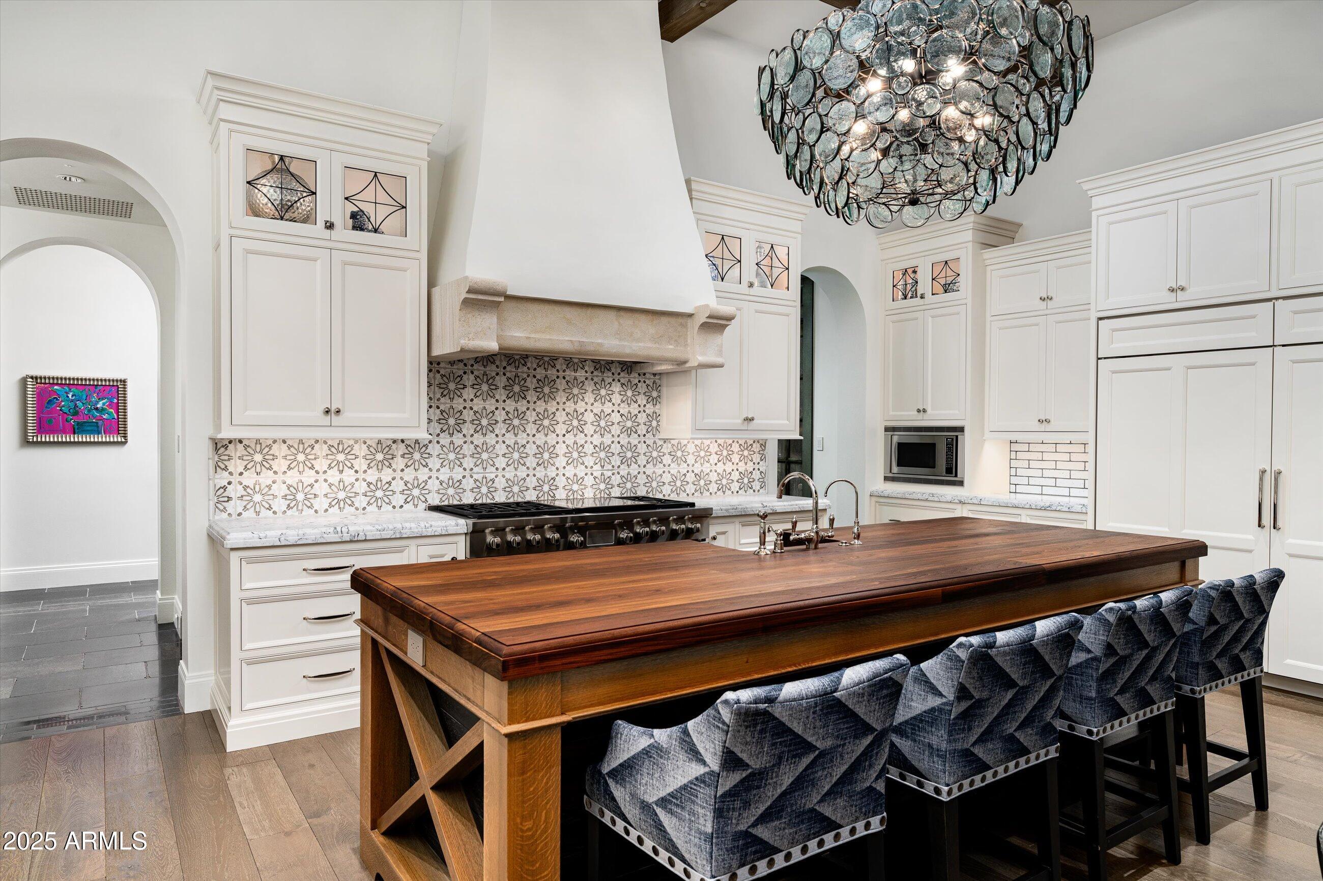 5858 E CABALLO Drive