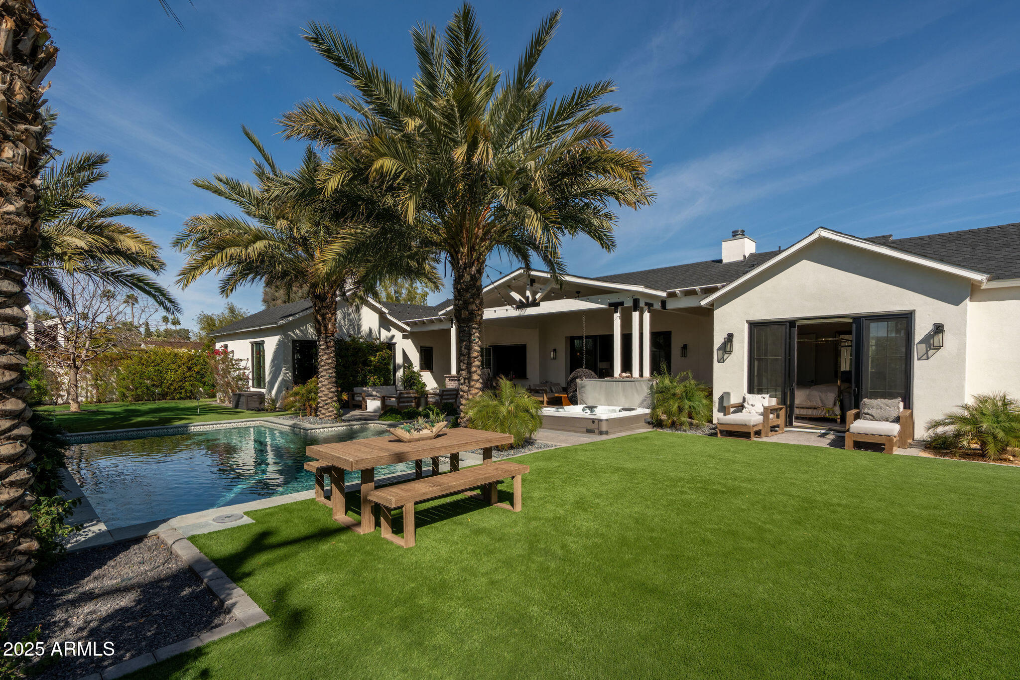 6455 E CALLE DEL MEDIA