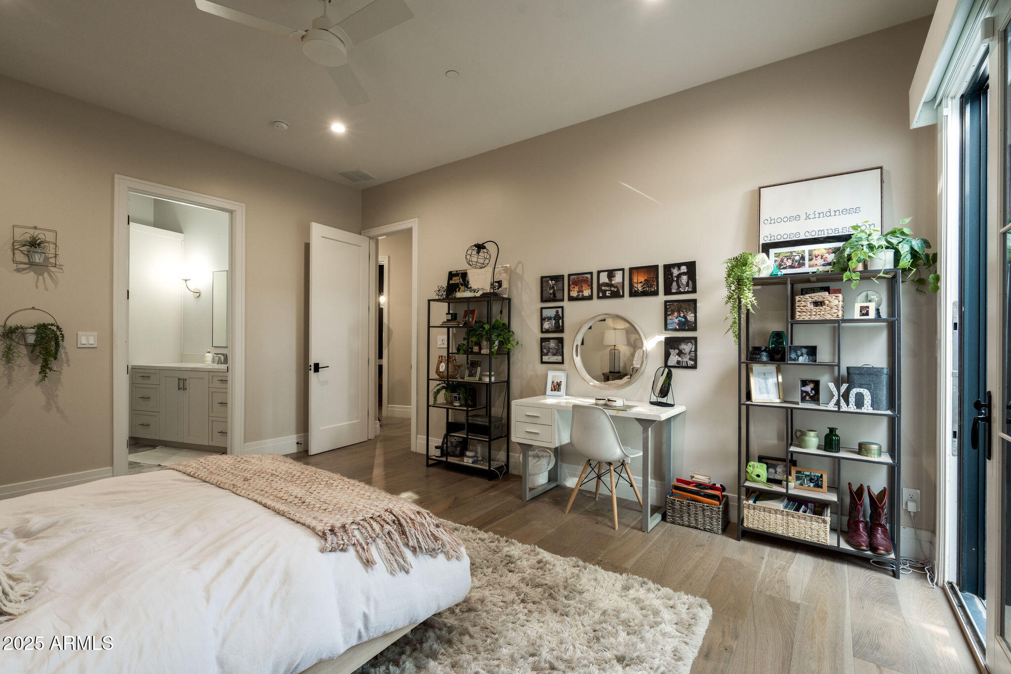 6455 E CALLE DEL MEDIA