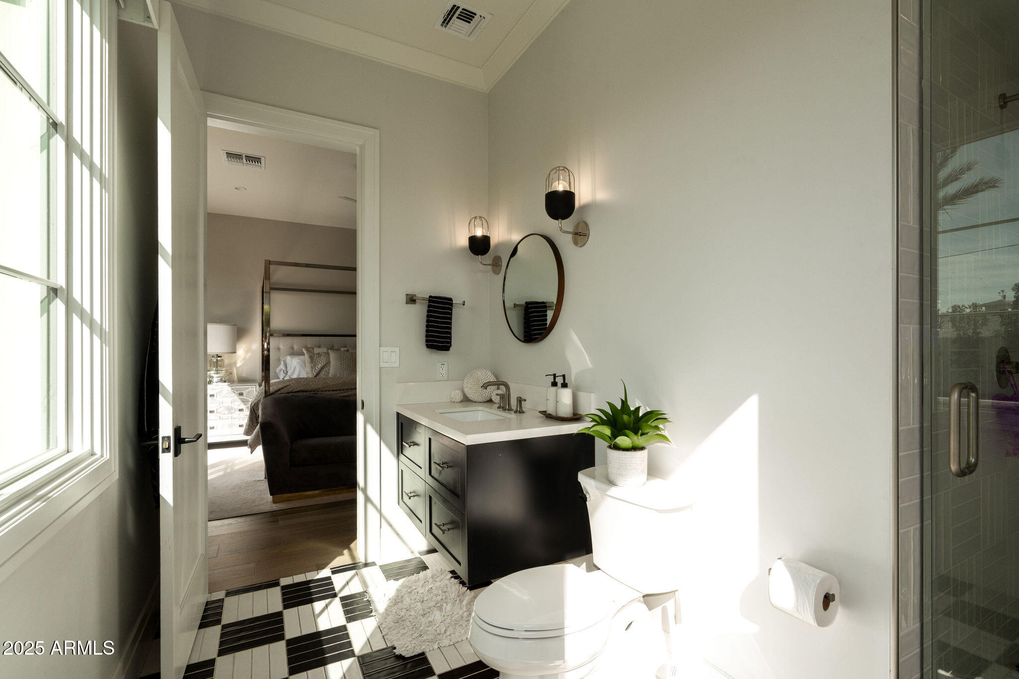 6455 E CALLE DEL MEDIA