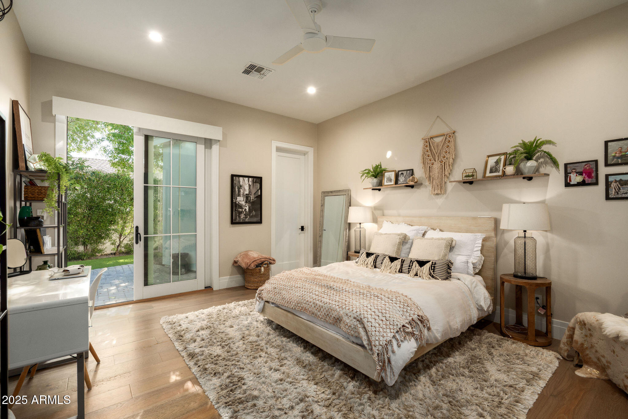 6455 E CALLE DEL MEDIA