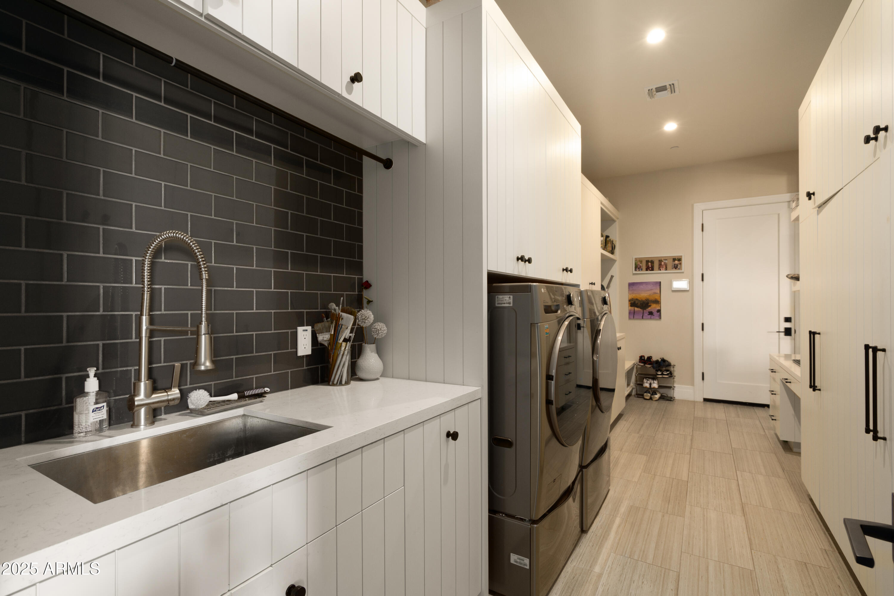 6455 E CALLE DEL MEDIA