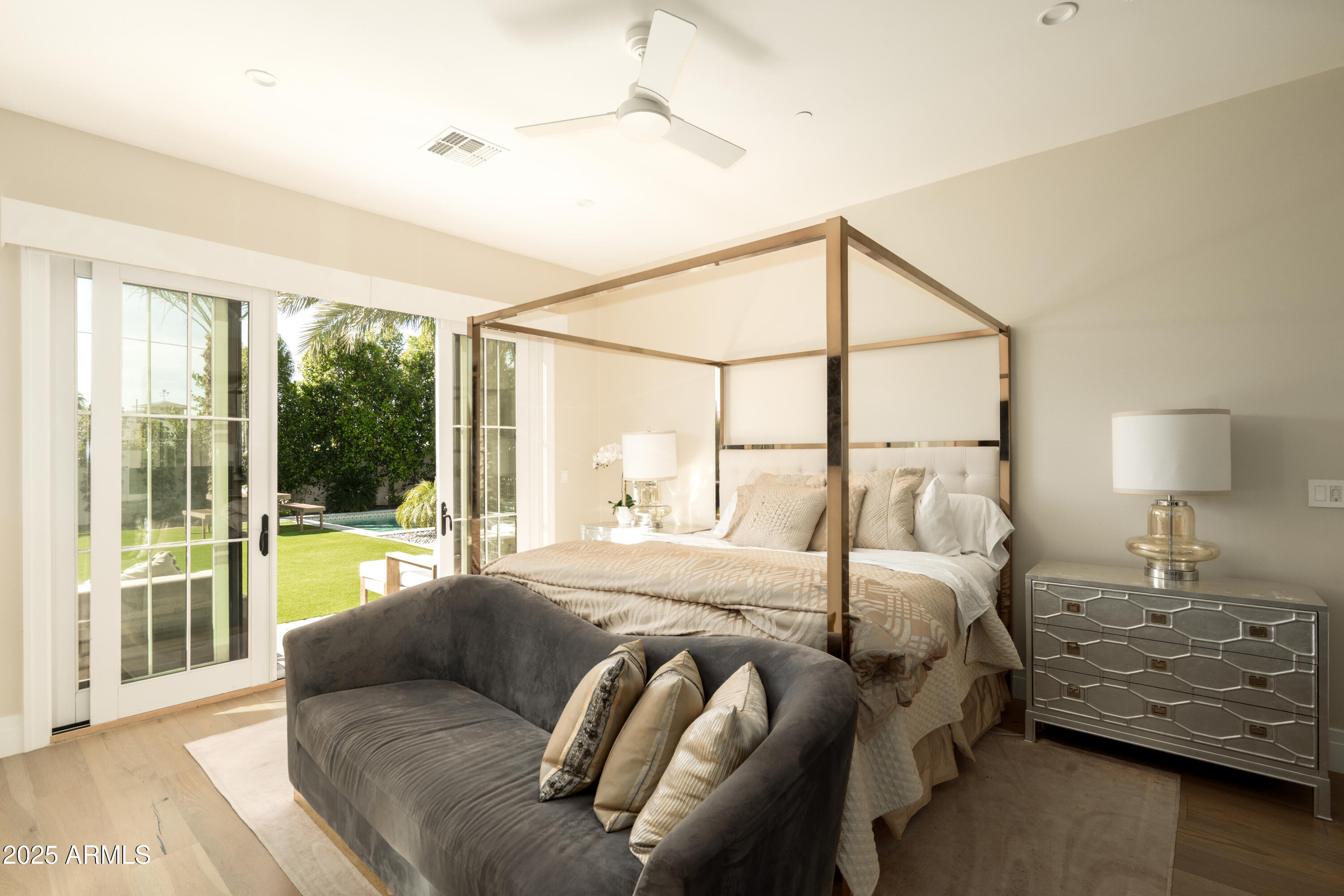 6455 E CALLE DEL MEDIA