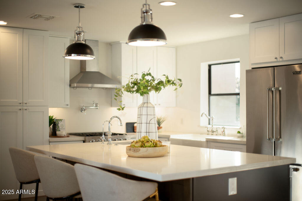 4131 E SAN MIGUEL Avenue