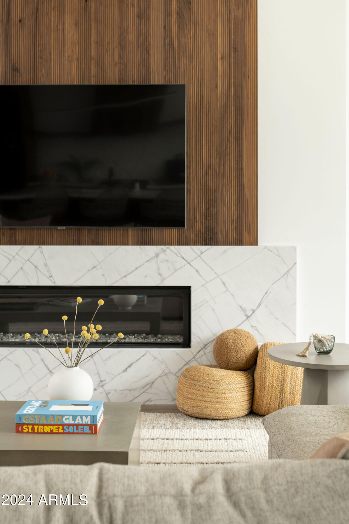 4501 E TURNEY Avenue