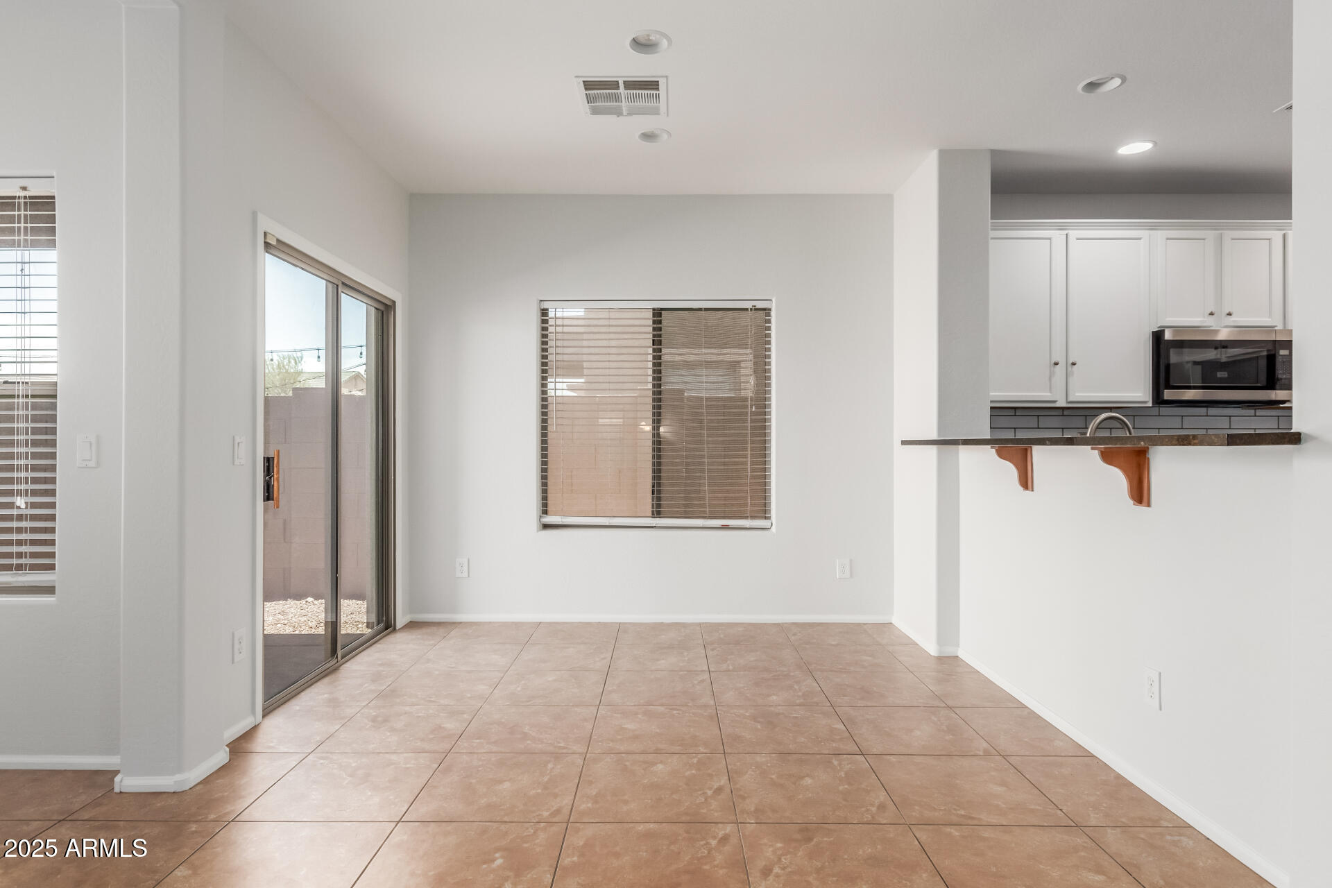 41444 W CAPISTRANO Drive